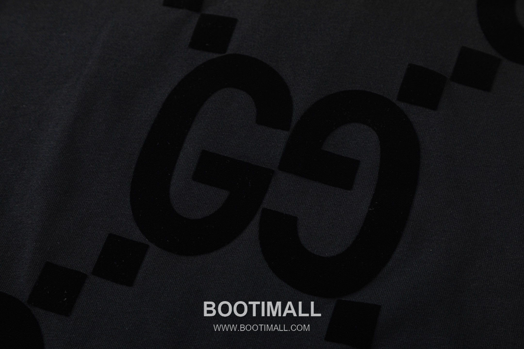 Gucci 2025 S/S Cotton Knit Short Sleeve T-Shirt with Logo Detail 구찌 2025SS 코튼 블랙 티셔츠 로고 니트 5