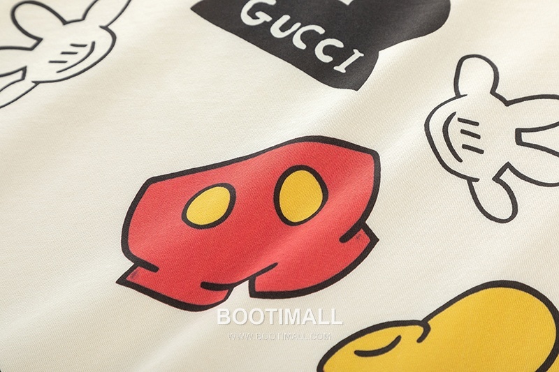 Gucci 2025 S/S Cotton Knit Short Sleeve T-Shirt with Logo Detail 구찌 2025SS 코튼 블랙 티셔츠 로고 니트 3