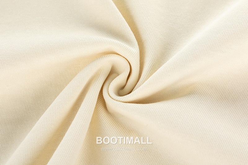 Gucci 2025 S/S Cotton Knit Short Sleeve T-Shirt with Logo Detail 구찌 2025SS 코튼 블랙 티셔츠 로고 니트 7