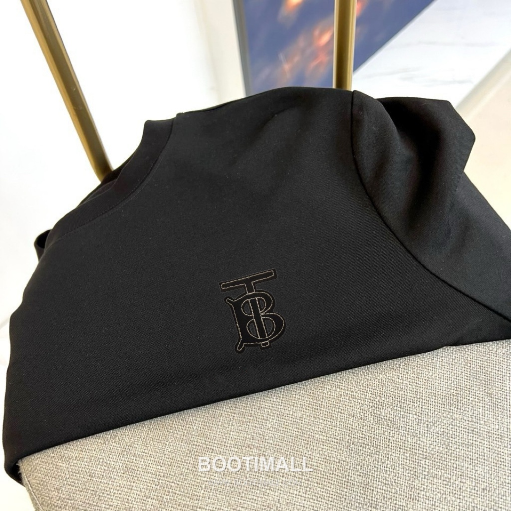 Burberry 2026 F/W Cotton Long Sleeve T-Shirt with Logo Detail 버버리 2026FW 코튼 블랙 티셔츠 로고 긴팔 3