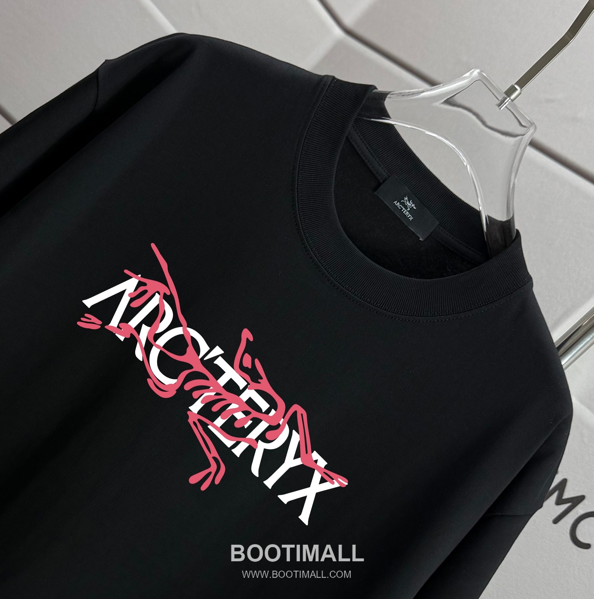 Arc'teryx 2026 S/S Cotton Short Sleeve T-Shirt with Logo Print 아크테릭스 2026SS 코튼 블랙 티셔츠 로고 프린트 7