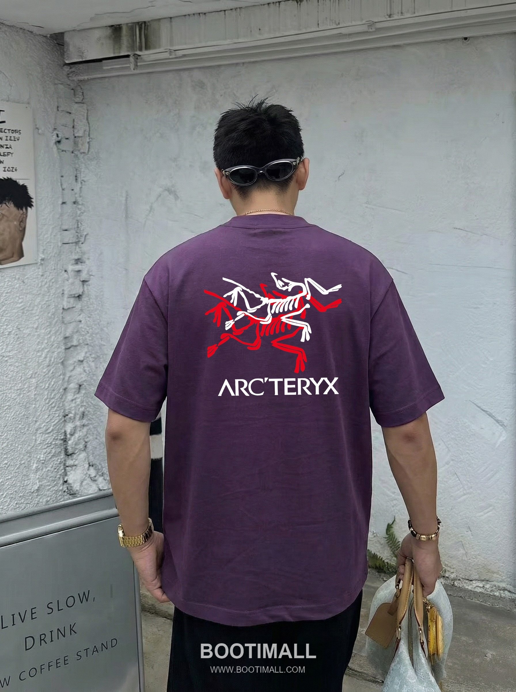 Arc'teryx 2026 S/S Cotton Short Sleeve T-Shirt with Logo Print 아크테릭스 2026SS 코튼 블랙 티셔츠 로고 프린트 1