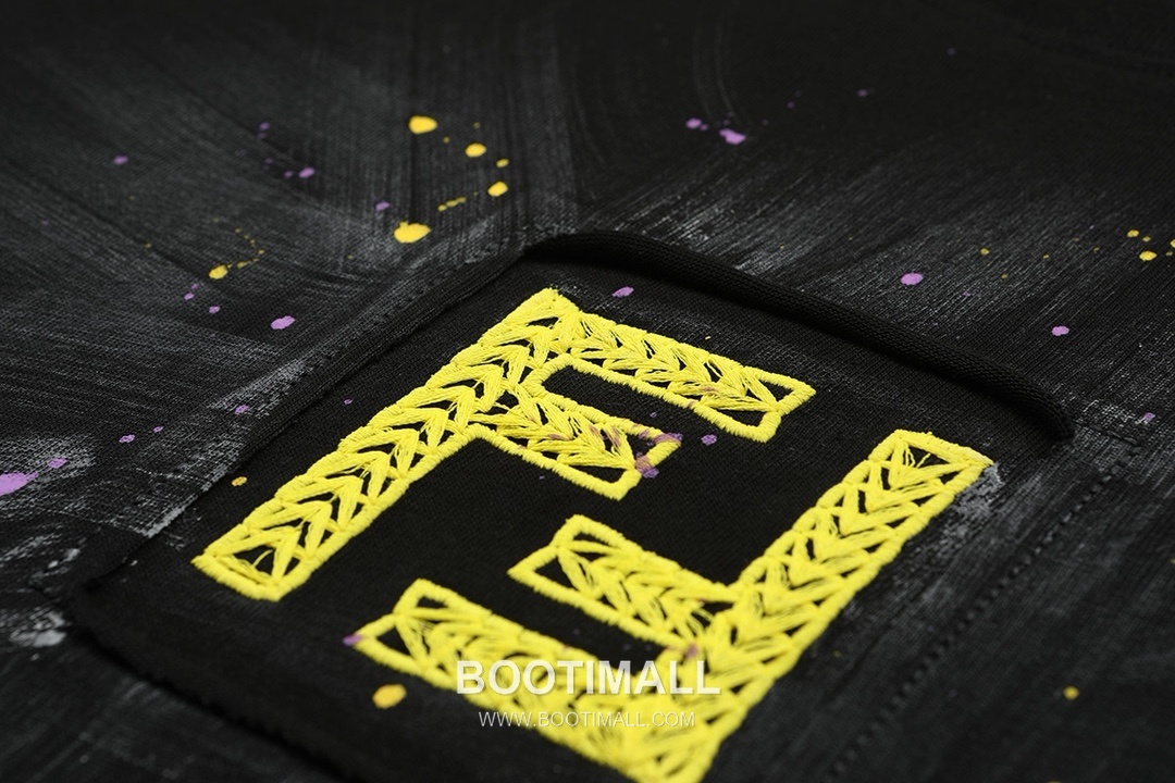 Fendi 2025 S/S Cotton Short Sleeve T-Shirt with Double F Embroidered Logo and Ink Print 펜디 2025SS 코튼 블랙 티셔츠 더블F 자수 잉크 프린트 5