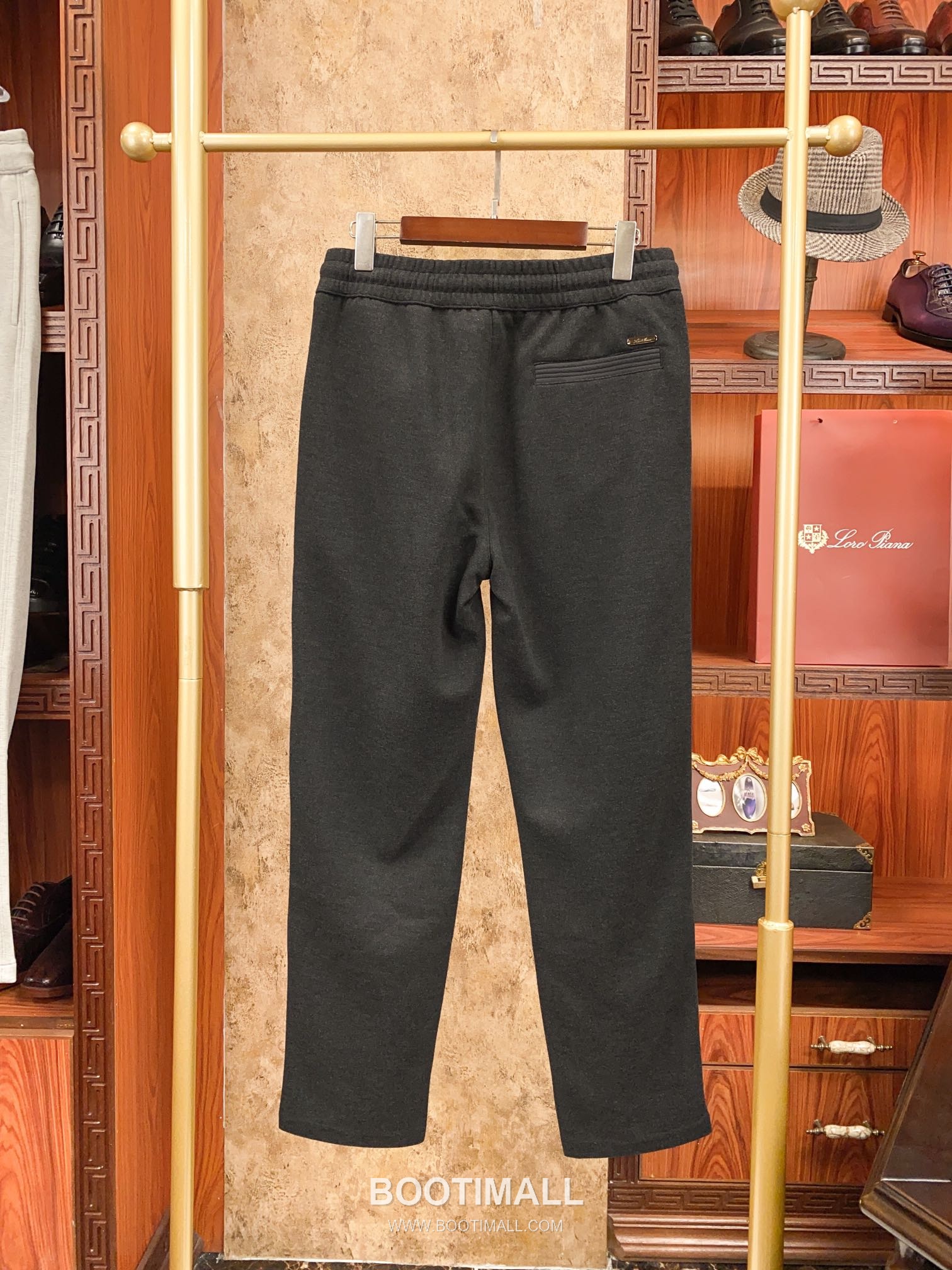 Loro Piana 2025 S/S Natural Fiber Knit Short Sleeve T-Shirt with Minimal Logo 로로피아나 2025SS 천연섬유 아이보리 티셔츠 니트 로고 7