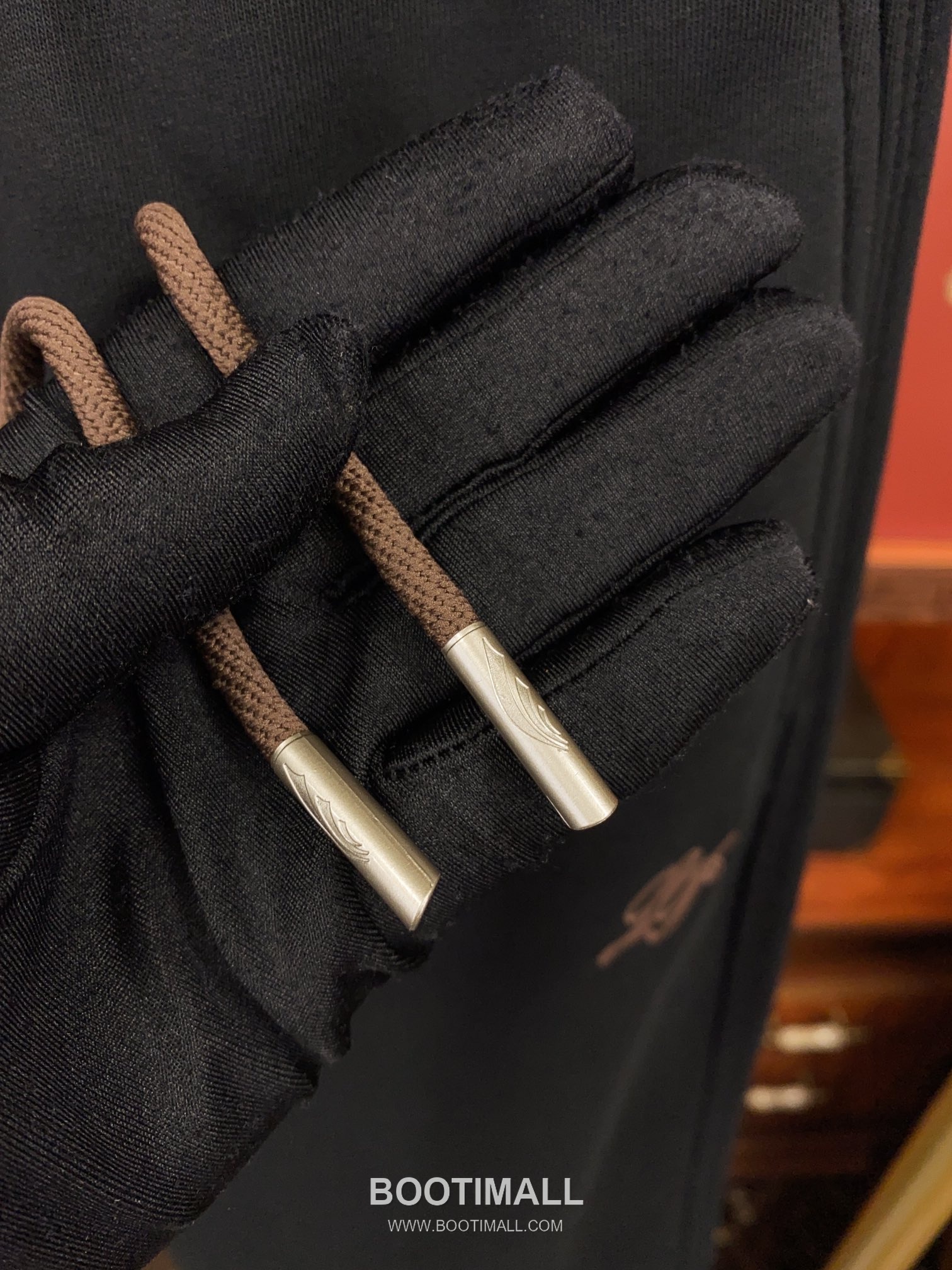 Loro Piana 2025 S/S Natural Fiber Knit Short Sleeve T-Shirt with Minimal Logo 로로피아나 2025SS 천연섬유 아이보리 티셔츠 니트 로고 5