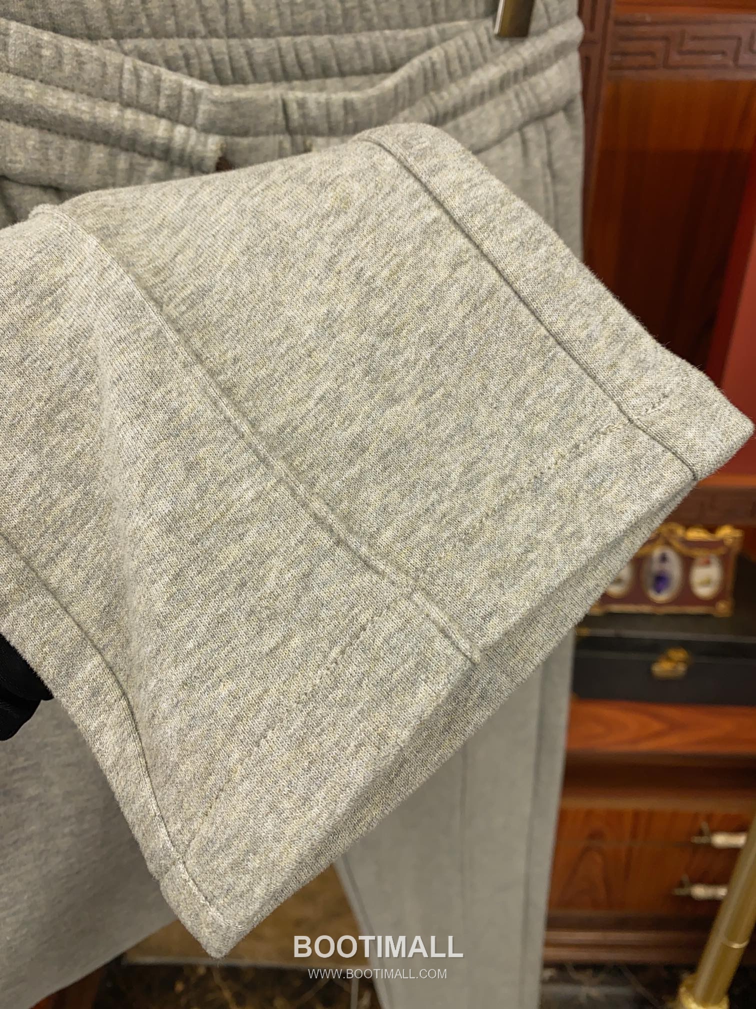 Loro Piana 2025 S/S Natural Fiber Knit Short Sleeve T-Shirt with Minimal Logo 로로피아나 2025SS 천연섬유 아이보리 티셔츠 니트 로고 6