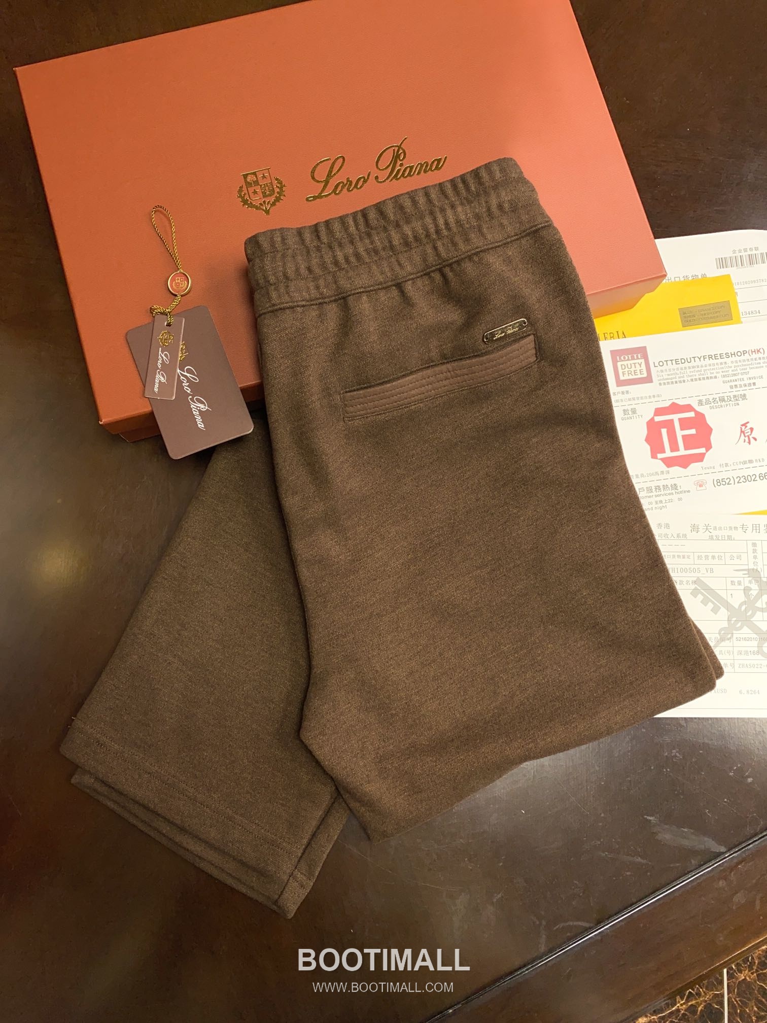 Loro Piana 2025 S/S Natural Fiber Knit Short Sleeve T-Shirt with Minimal Logo 로로피아나 2025SS 천연섬유 아이보리 티셔츠 니트 로고 9