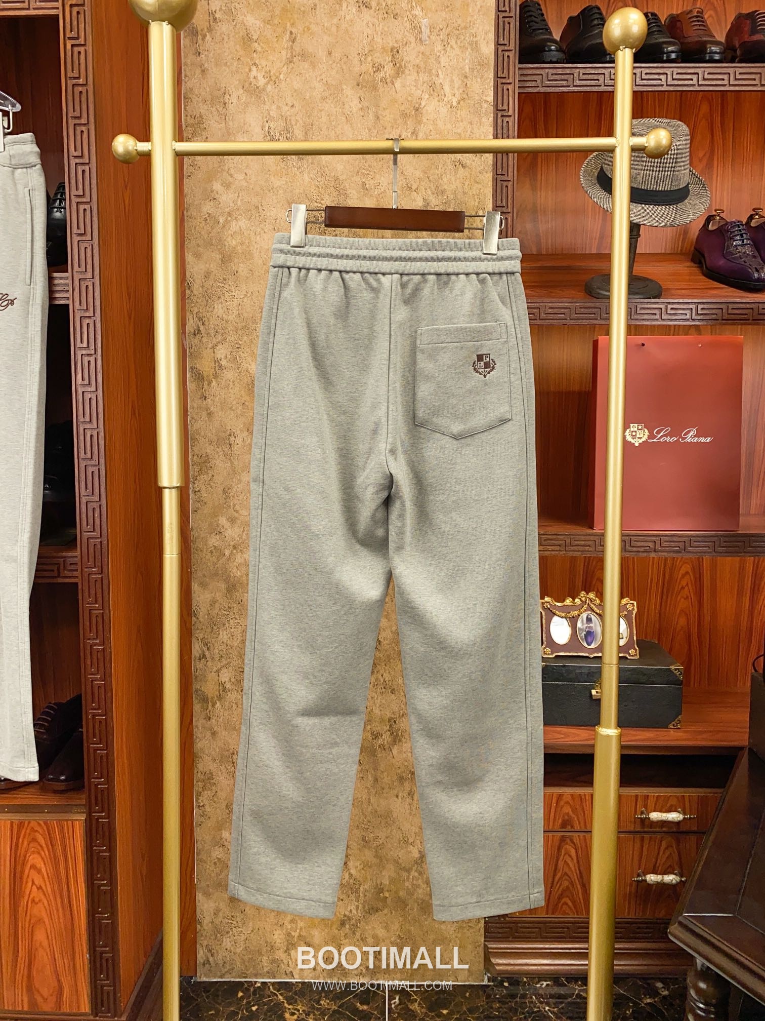 Loro Piana 2025 S/S Natural Fiber Knit Short Sleeve T-Shirt with Minimal Logo 로로피아나 2025SS 천연섬유 아이보리 티셔츠 니트 로고 6