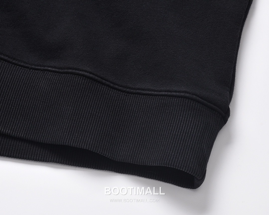 Chrome Hearts 2025 F/W Cotton Loop Terry Hoodie with Patch Embroidered Logo 크롬하츠 2025FW 코튼 블랙 후드 패치 자수 4