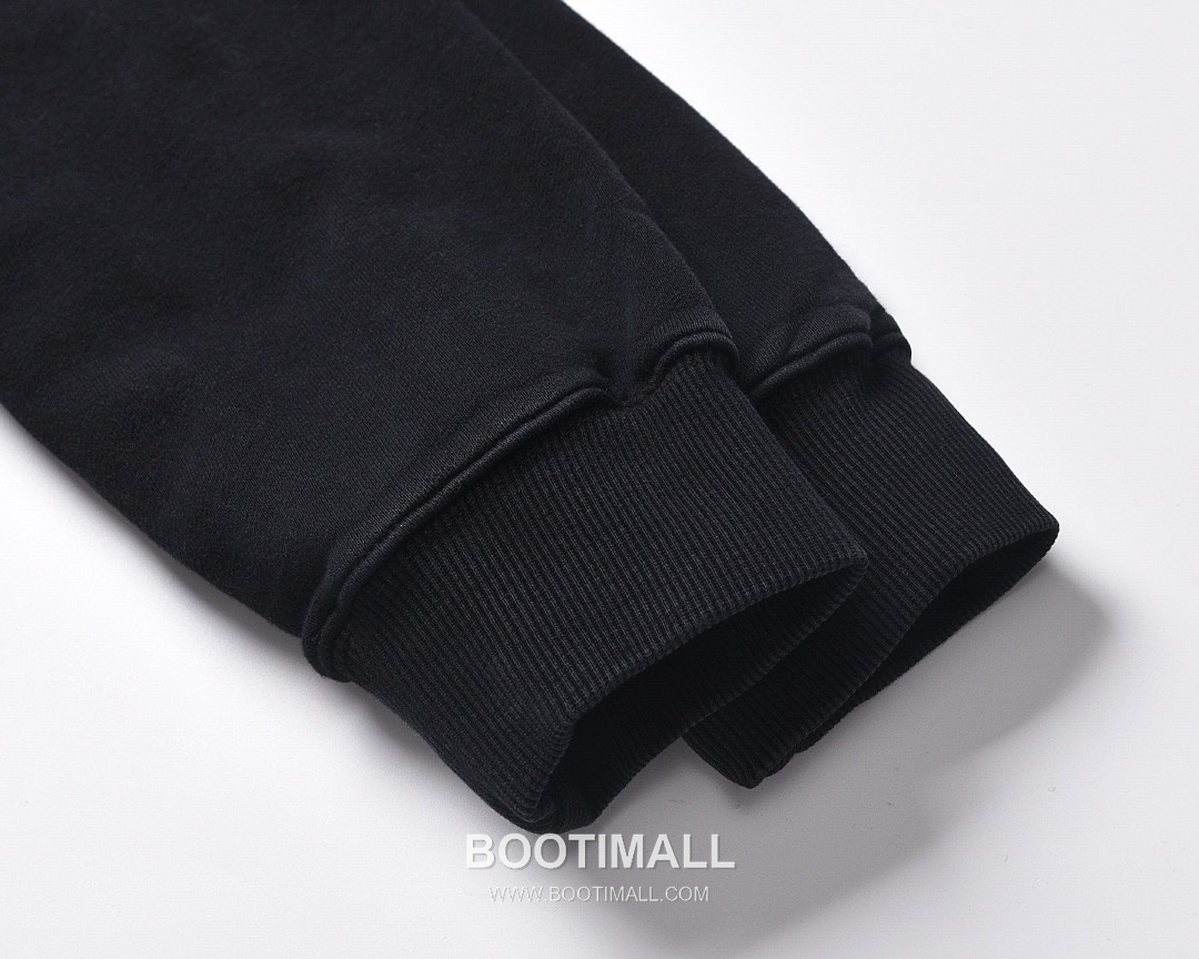 Chrome Hearts 2025 F/W Cotton Loop Terry Hoodie with Patch Embroidered Logo 크롬하츠 2025FW 코튼 블랙 후드 패치 자수 5