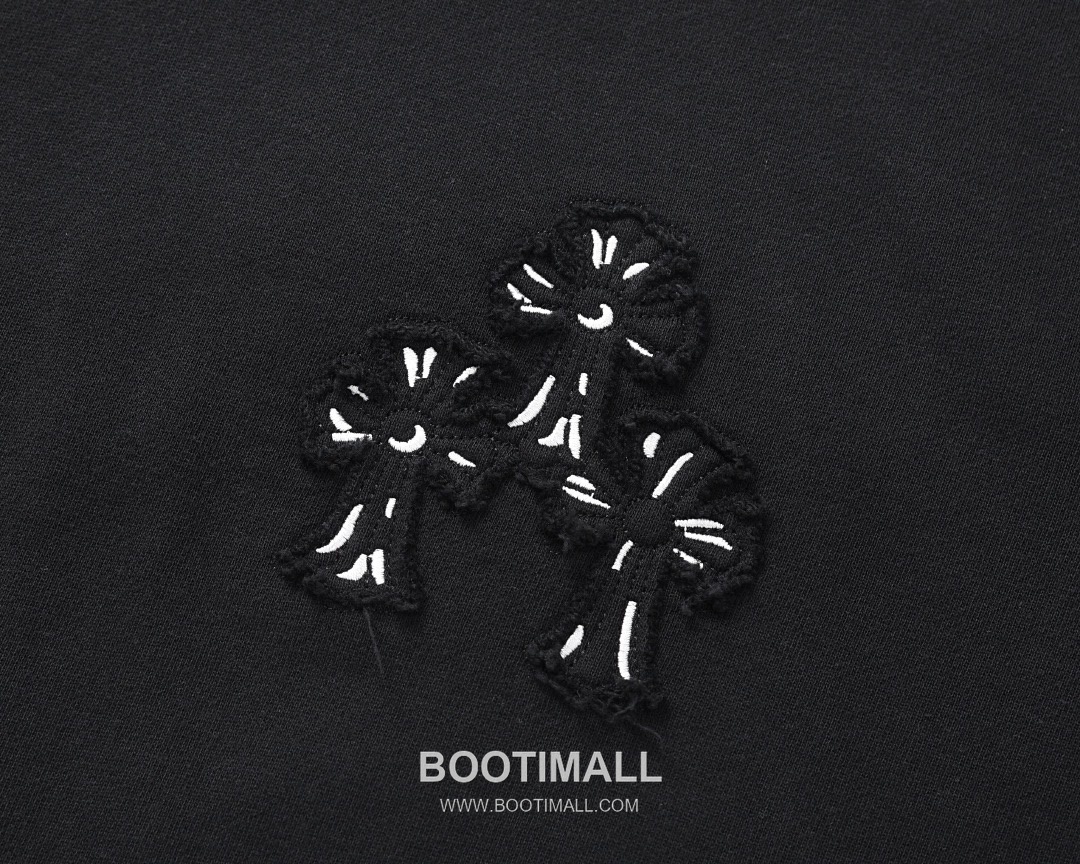 Chrome Hearts 2025 F/W Cotton Loop Terry Hoodie with Patch Embroidered Logo 크롬하츠 2025FW 코튼 블랙 후드 패치 자수 3