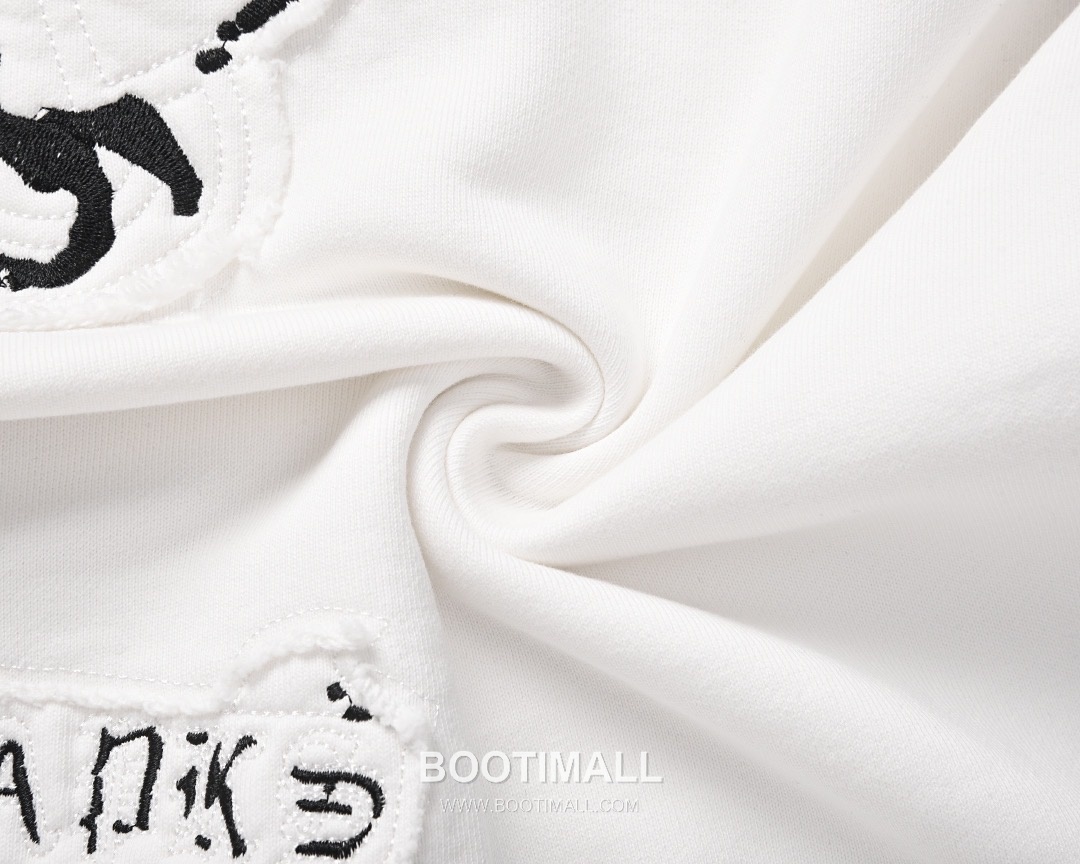 Chrome Hearts 2025 F/W Cotton Loop Terry Hoodie with Patch Embroidered Logo 크롬하츠 2025FW 코튼 블랙 후드 패치 자수 6