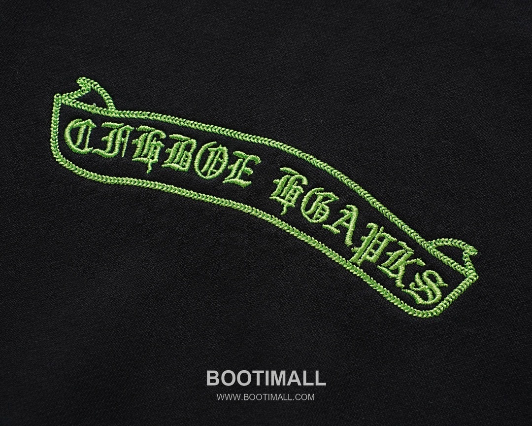 Chrome Hearts 2025 F/W Cotton Loop Terry Hoodie with Patch Embroidered Logo 크롬하츠 2025FW 코튼 블랙 후드 패치 자수 4