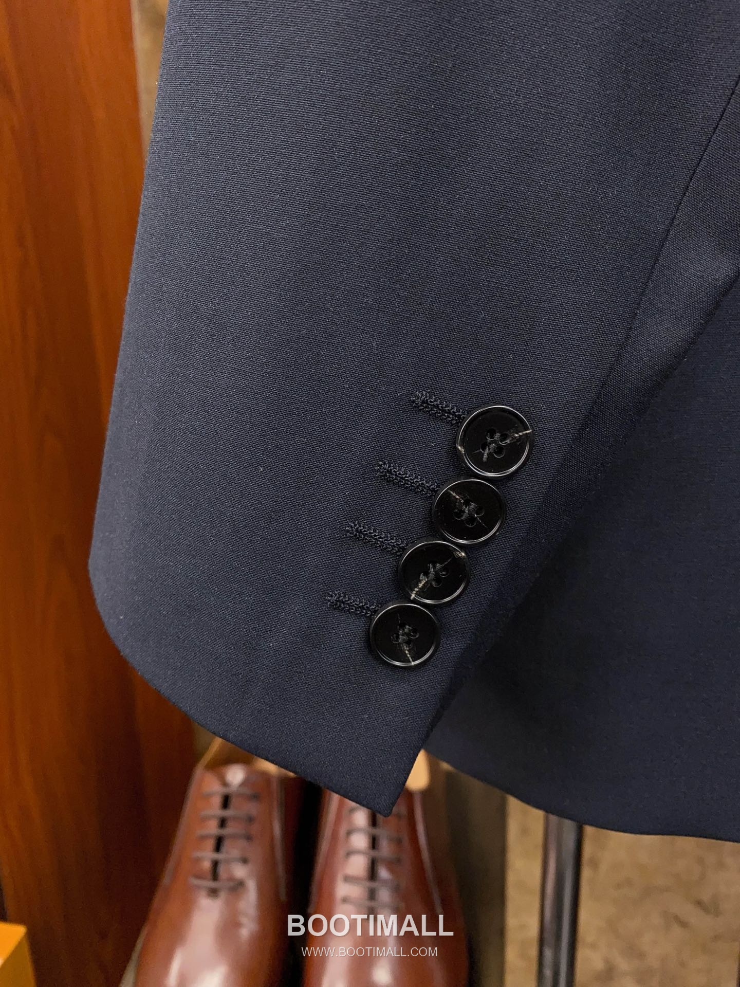 Louis Vuitton 2025 F/W Wool Blend Suit Set Jacket Pants with Tailored Fit 루이비통 2025FW 울 블렌드 네이비 재킷 팬츠 수트세트 7