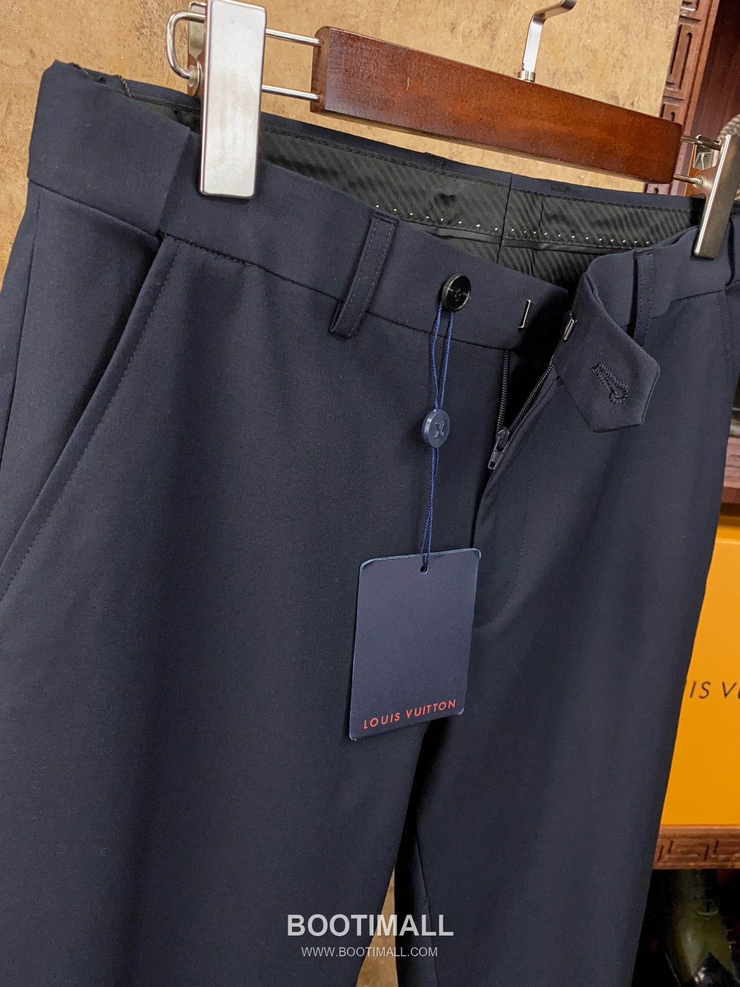 Louis Vuitton 2025 F/W Wool Blend Suit Set Jacket Pants with Tailored Fit 루이비통 2025FW 울 블렌드 네이비 재킷 팬츠 수트세트 13