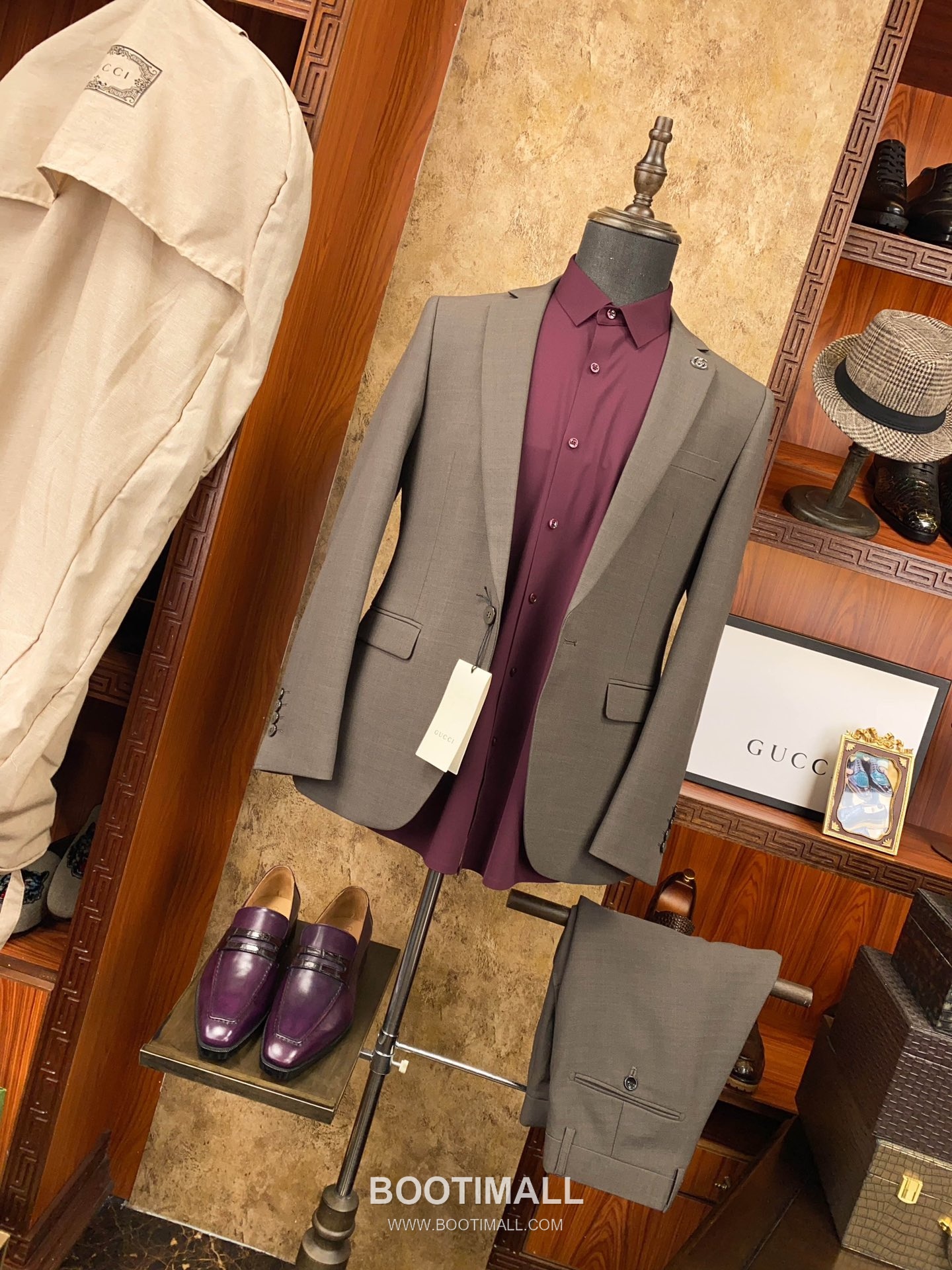 Gucci 2025 F/W Polyester Blend Suit Set Jacket Pants with Tailored Fit 구찌 2025FW 폴리에스터 블랙 재킷 팬츠 수트세트 11