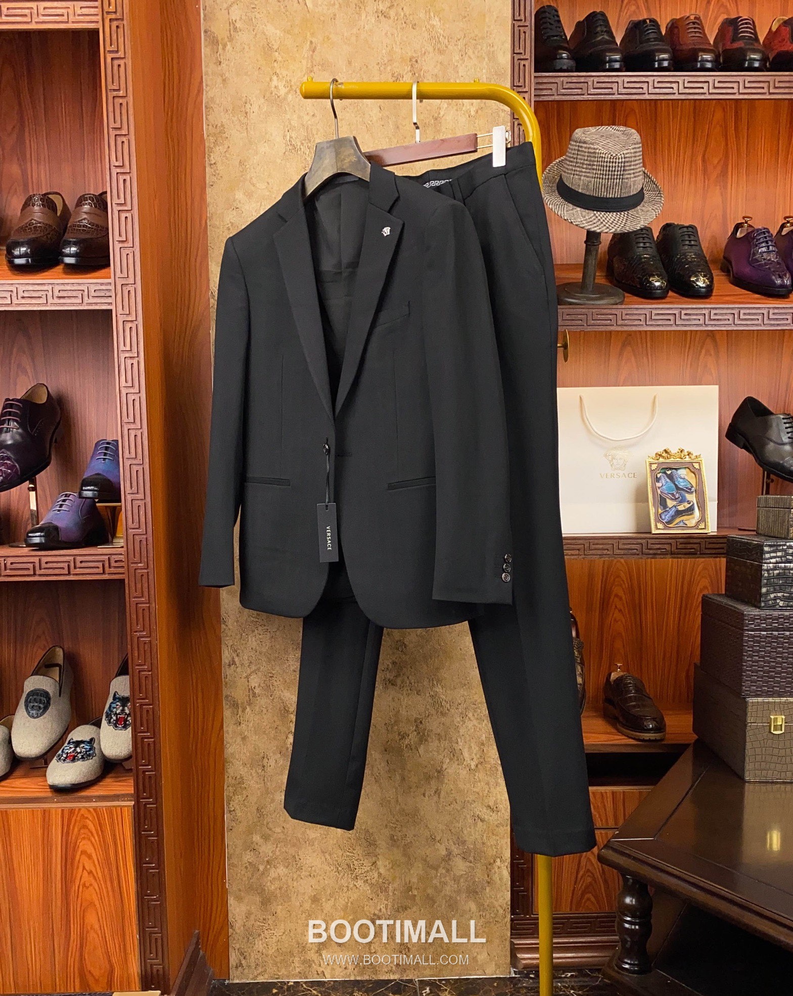 Versace 2025 F/W Wool Blend Suit Set Jacket Pants with Tailored Fit 베르사체 2025FW 울 블렌드 블랙 재킷 팬츠 수트세트 27