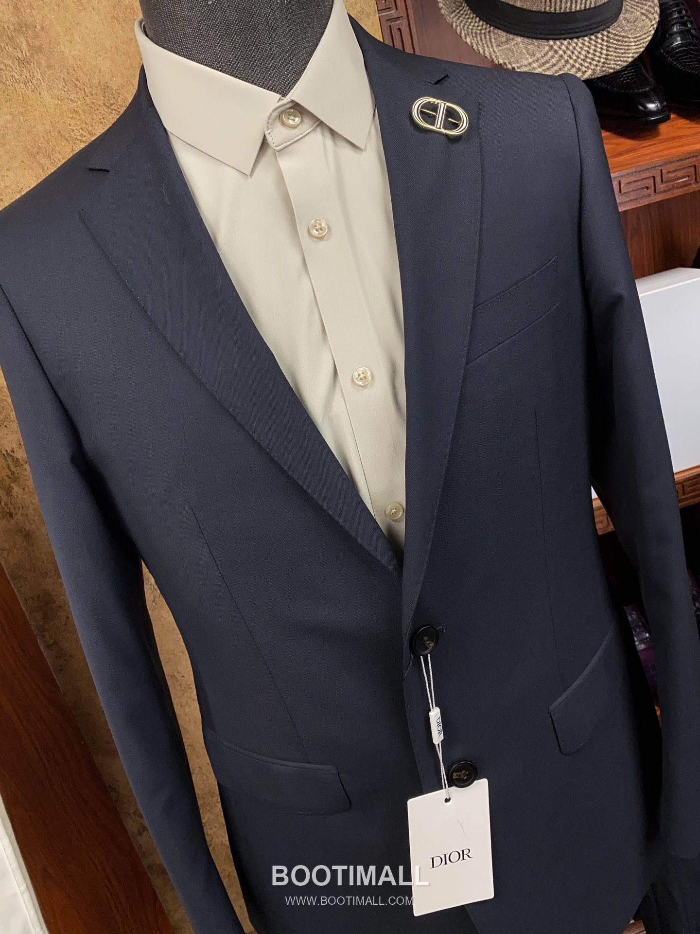 Dior 2025 F/W Polyester Viscose Suit Set Jacket Vest Pants with Tailored Fit 디올 2025FW 폴리에스터 블랙 재킷 베스트 팬츠 수트세트 4