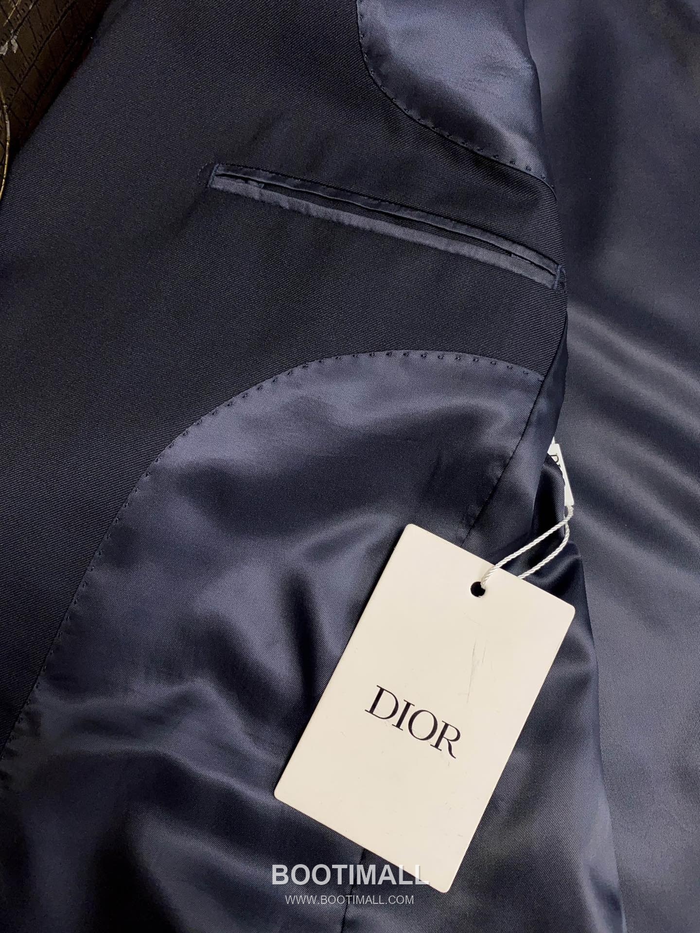 Dior 2025 F/W Polyester Viscose Suit Set Jacket Vest Pants with Tailored Fit 디올 2025FW 폴리에스터 블랙 재킷 베스트 팬츠 수트세트 27
