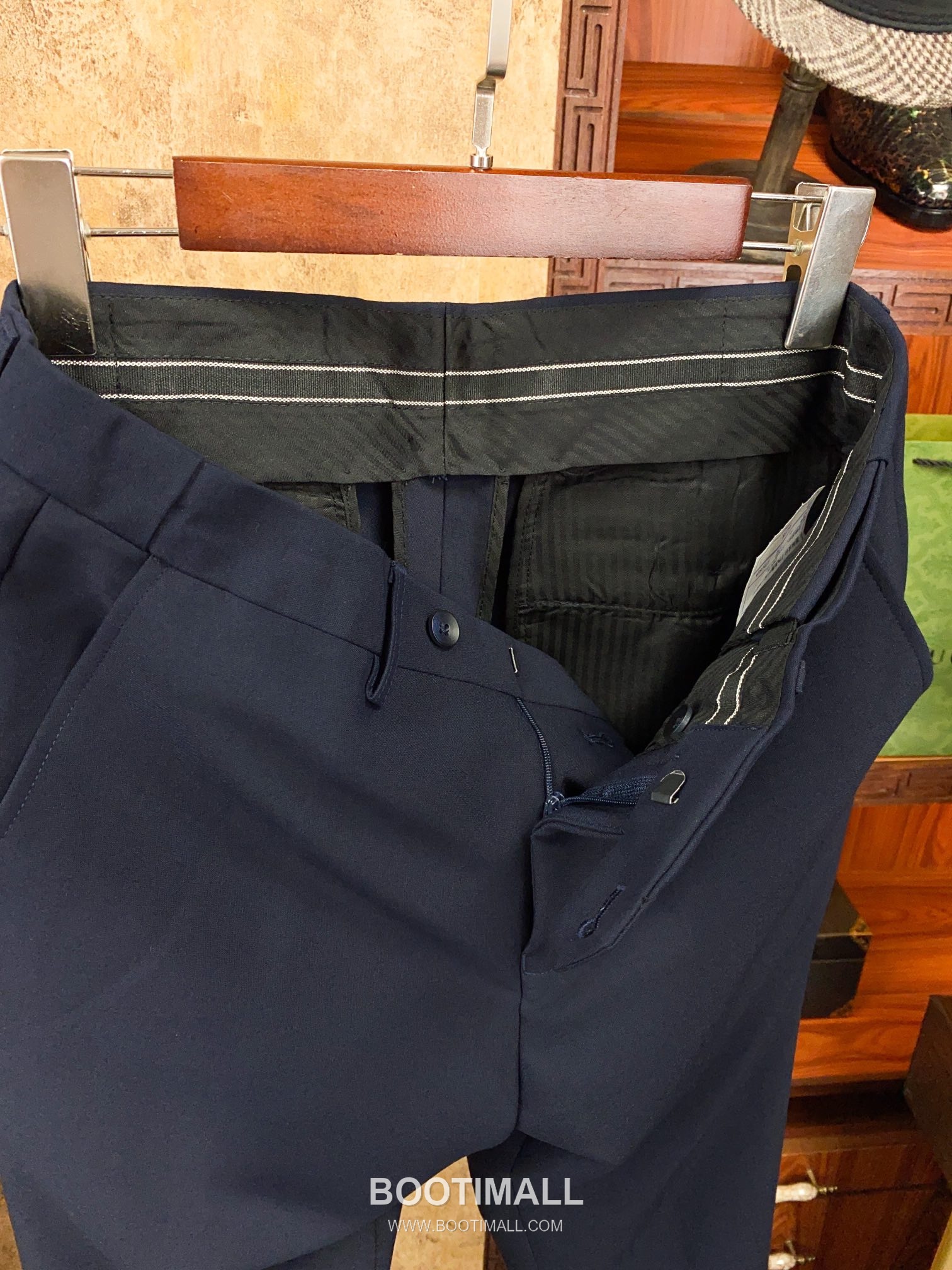 Dior 2025 F/W Polyester Viscose Suit Set Jacket Vest Pants with Tailored Fit 디올 2025FW 폴리에스터 블랙 재킷 베스트 팬츠 수트세트 33