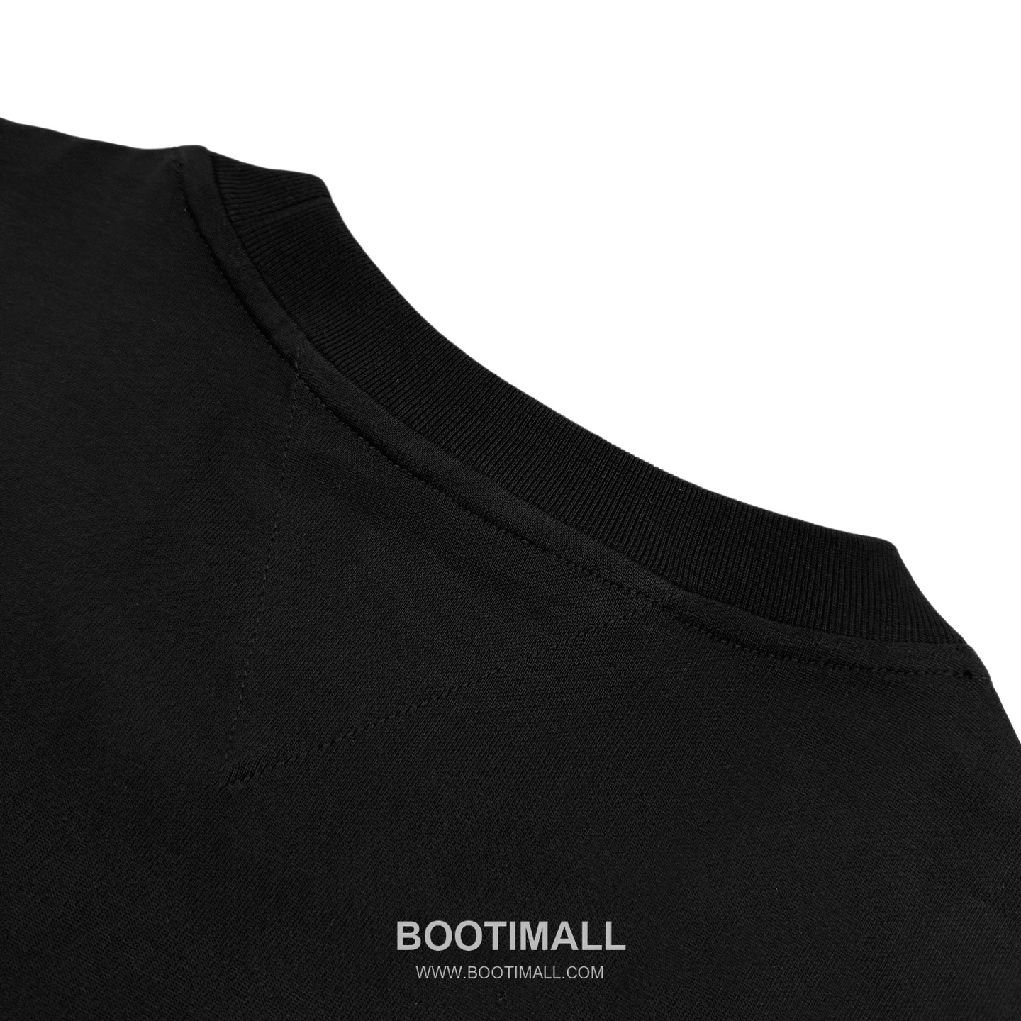 Louis Vuitton 2026 S/S Cotton Short Sleeve T-Shirt with Embossed Logo Print 루이비통 2026SS 코튼 블랙 티셔츠 입체 로고 프린트 16