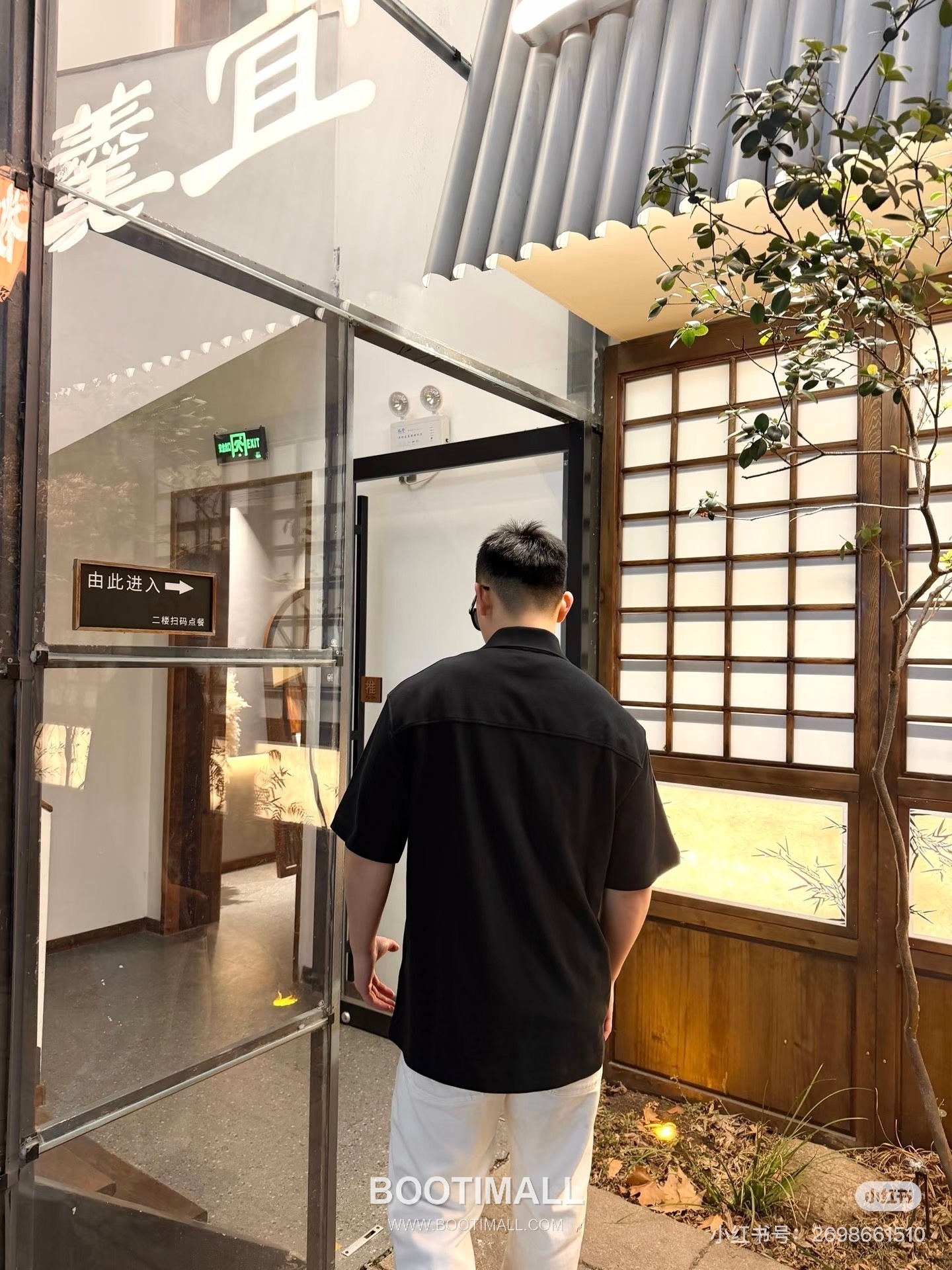 Saint Laurent 2025 S/S Cotton Polo Shirt with Pocket Embroidered Logo 생로랑 2025SS 코튼 블랙 폴로셔츠 포켓 자수 3