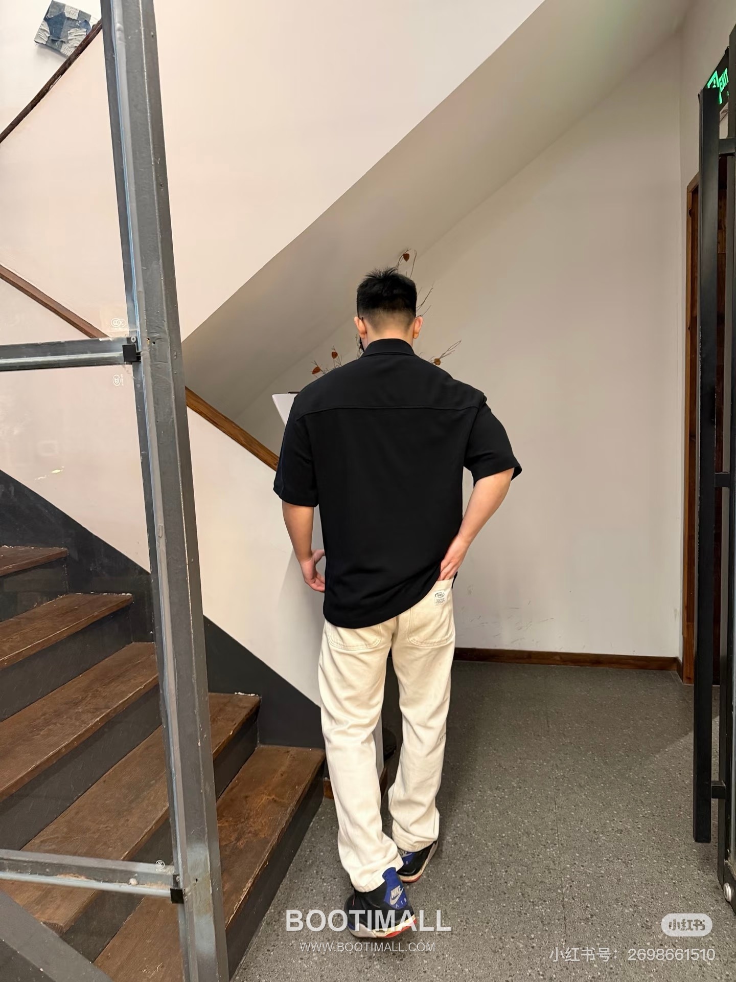 Saint Laurent 2025 S/S Cotton Polo Shirt with Pocket Embroidered Logo 생로랑 2025SS 코튼 블랙 폴로셔츠 포켓 자수 8