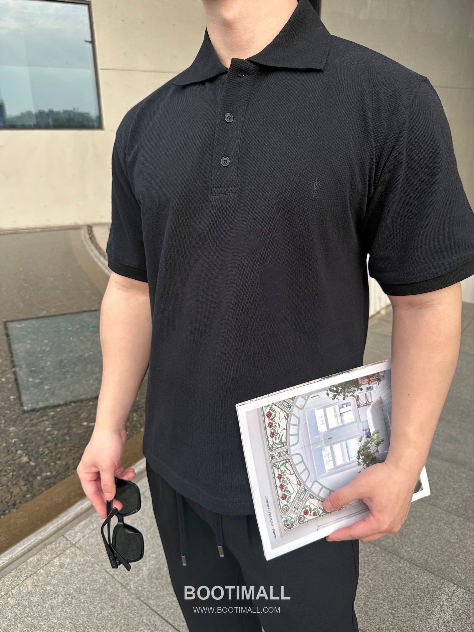 Saint Laurent 2025 S/S Cotton Polo Shirt with Embroidered Logo 생로랑 2025SS 코튼 블랙 폴로셔츠 자수 로고 1