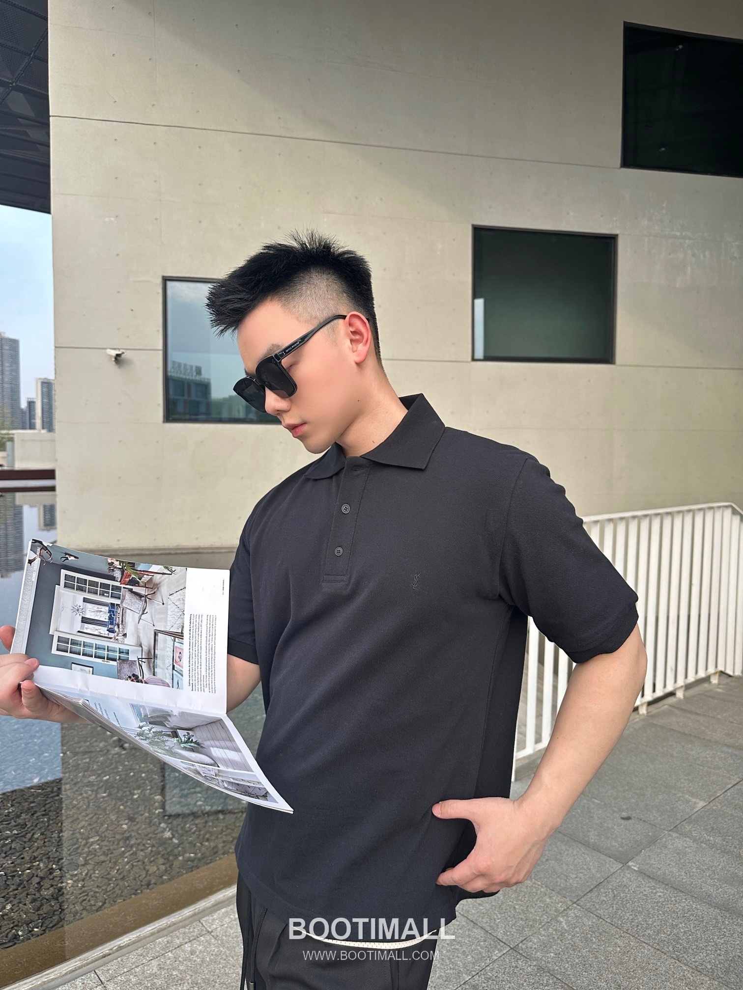 Saint Laurent 2025 S/S Cotton Polo Shirt with Embroidered Logo 생로랑 2025SS 코튼 블랙 폴로셔츠 자수 로고 2