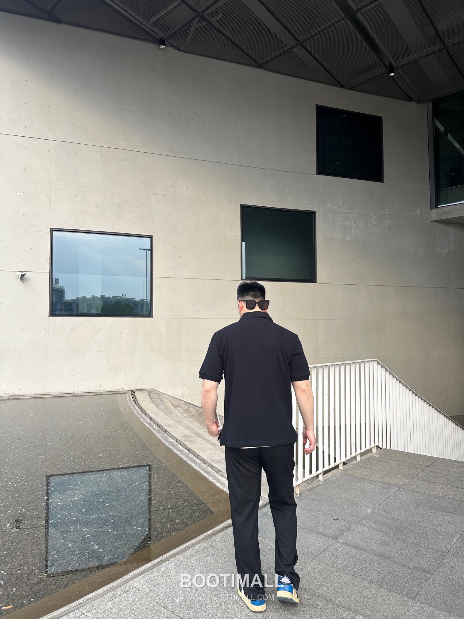 Saint Laurent 2025 S/S Cotton Polo Shirt with Embroidered Logo 생로랑 2025SS 코튼 블랙 폴로셔츠 자수 로고 8