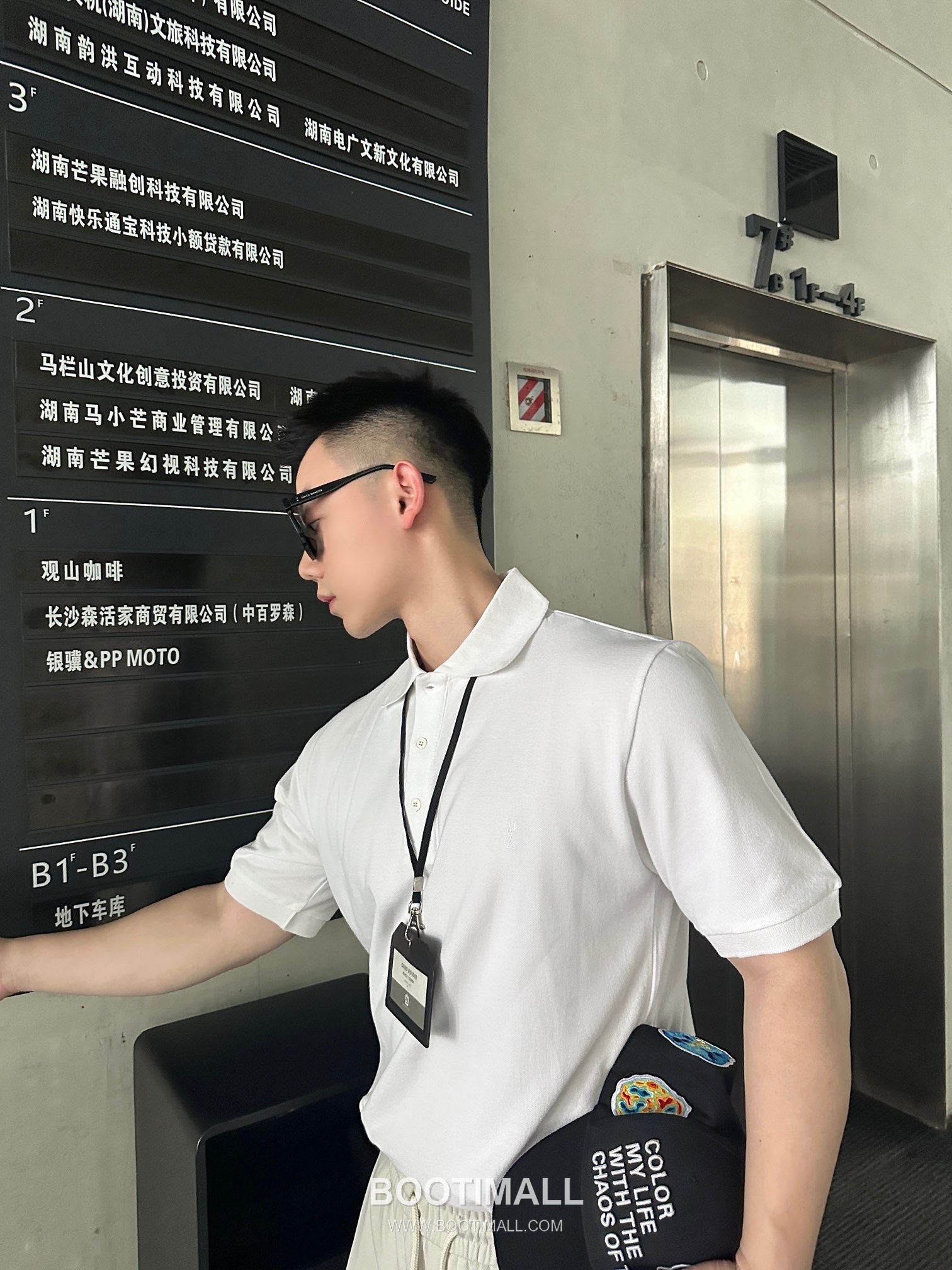 Saint Laurent 2025 S/S Cotton Polo Shirt with Embroidered Logo 생로랑 2025SS 코튼 블랙 폴로셔츠 자수 로고 3