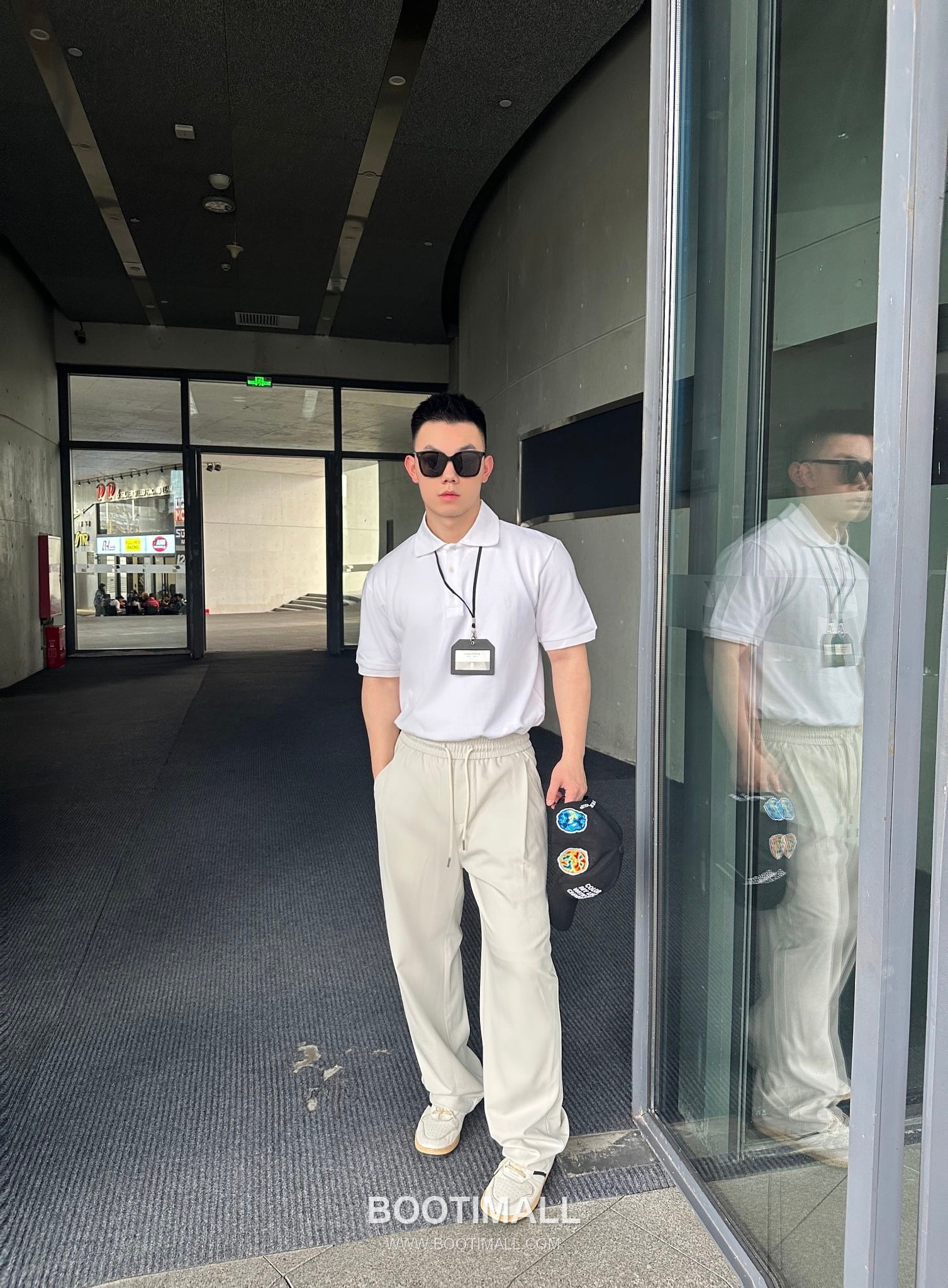 Saint Laurent 2025 S/S Cotton Polo Shirt with Embroidered Logo 생로랑 2025SS 코튼 블랙 폴로셔츠 자수 로고 7