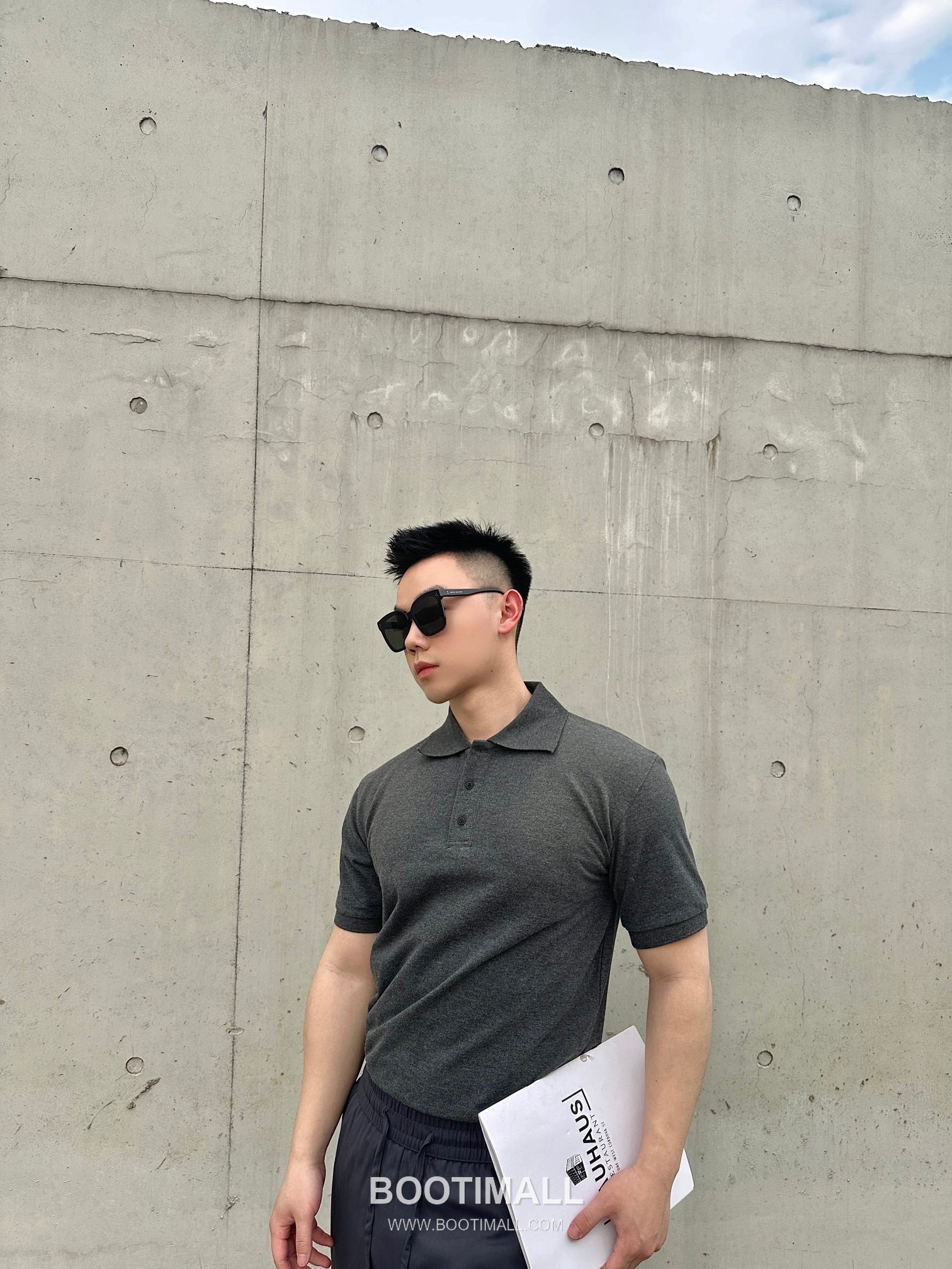 Saint Laurent 2025 S/S Cotton Polo Shirt with Embroidered Logo 생로랑 2025SS 코튼 블랙 폴로셔츠 자수 로고 4