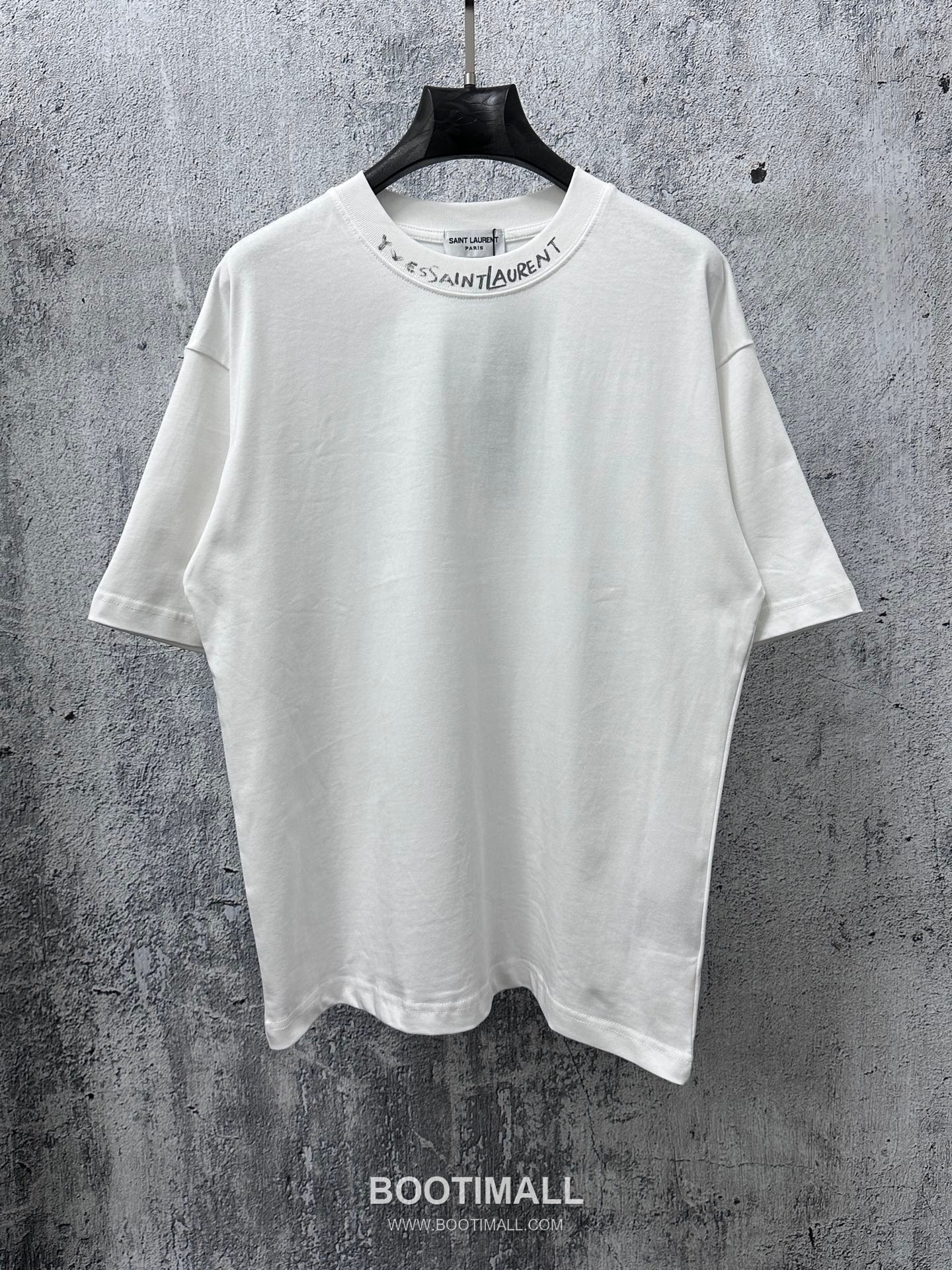 Saint Laurent 2025 S/S Cotton Short Sleeve T-Shirt with Logo Print 생로랑 2025SS 코튼 블랙 티셔츠 로고 프린트 1