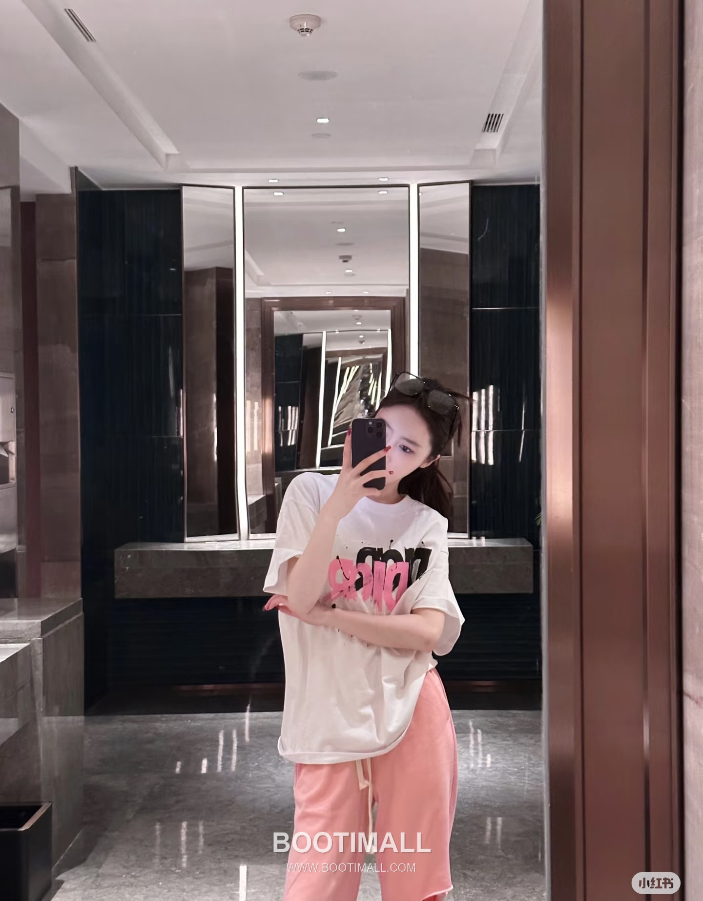 Dior 2025 S/S Cotton Short Sleeve T-Shirt with Logo Print 디올 2025SS 코튼 블랙 티셔츠 로고 프린트 2