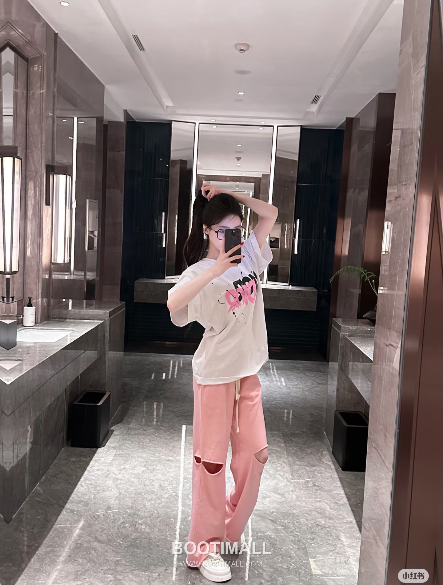 Dior 2025 S/S Cotton Short Sleeve T-Shirt with Logo Print 디올 2025SS 코튼 블랙 티셔츠 로고 프린트 3