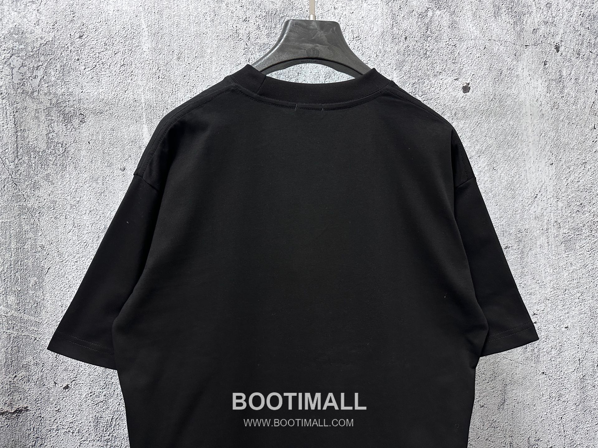 Burberry 2025 S/S Cotton Short Sleeve T-Shirt with Knight Logo Print 버버리 2025SS 코튼 블랙 티셔츠 기사 로고 프린트 7