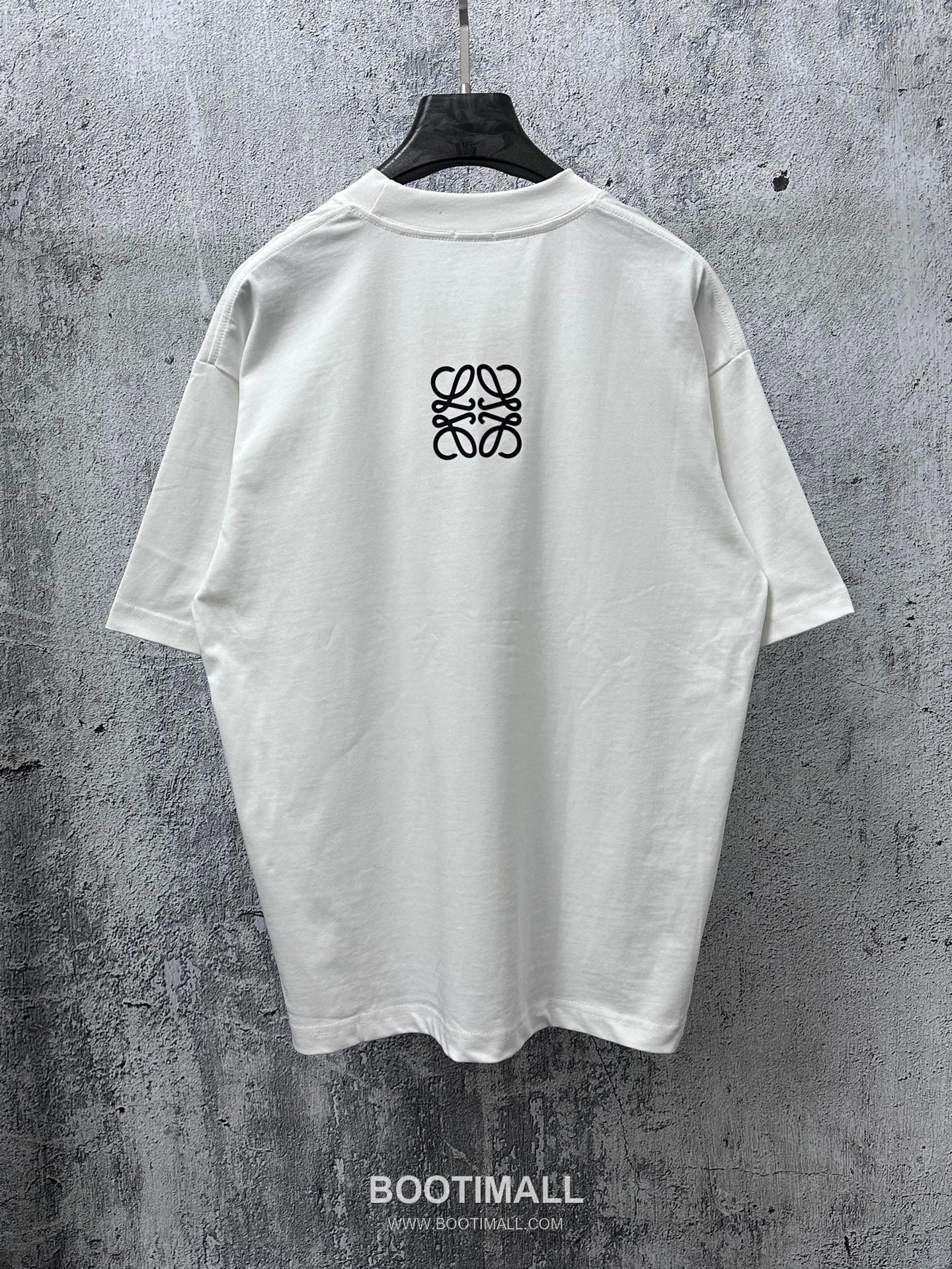 Loewe 2025 S/S Cotton Short Sleeve T-Shirt with Rubber Logo Print 로에베 2025SS 코튼 블랙 티셔츠 러버 로고 프린트 8