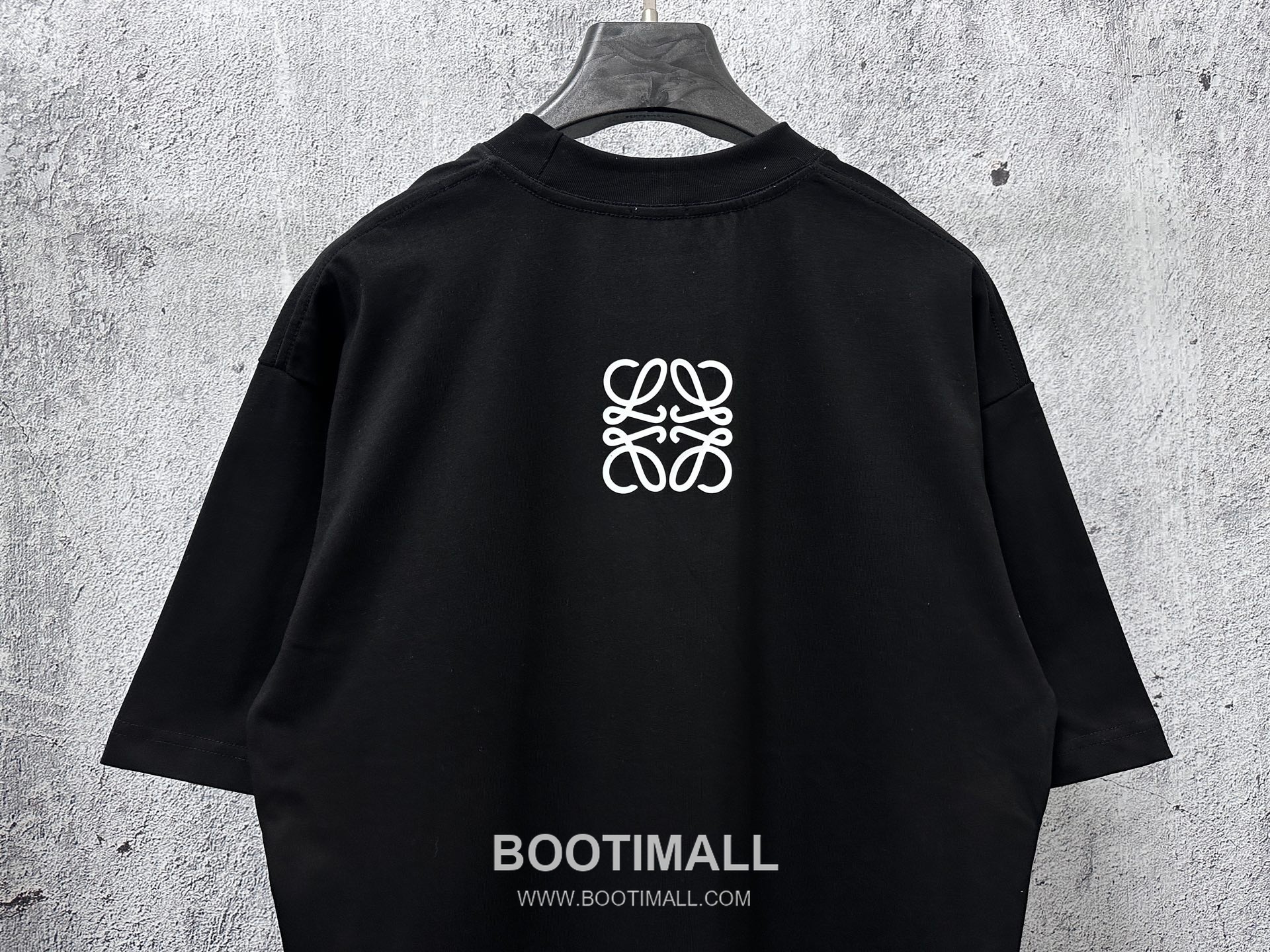 Loewe 2025 S/S Cotton Short Sleeve T-Shirt with Rubber Logo Print 로에베 2025SS 코튼 블랙 티셔츠 러버 로고 프린트 10