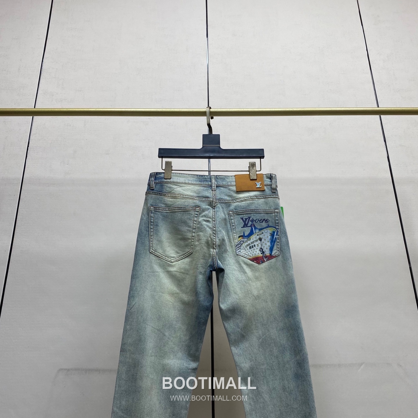 Louis Vuitton 2026 S/S Denim Cotton Slim Straight Jeans 루이비통 2026SS 데님 코튼 슬림 스트레이트 워싱 진 팬츠 5