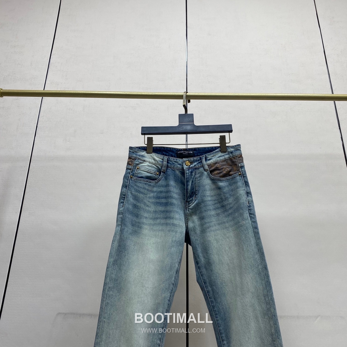 Louis Vuitton 2026 S/S Denim Straight Jeans Pants with Washed Finish 루이비통 2026SS 데님 블루 스트레이트 워싱 진 7