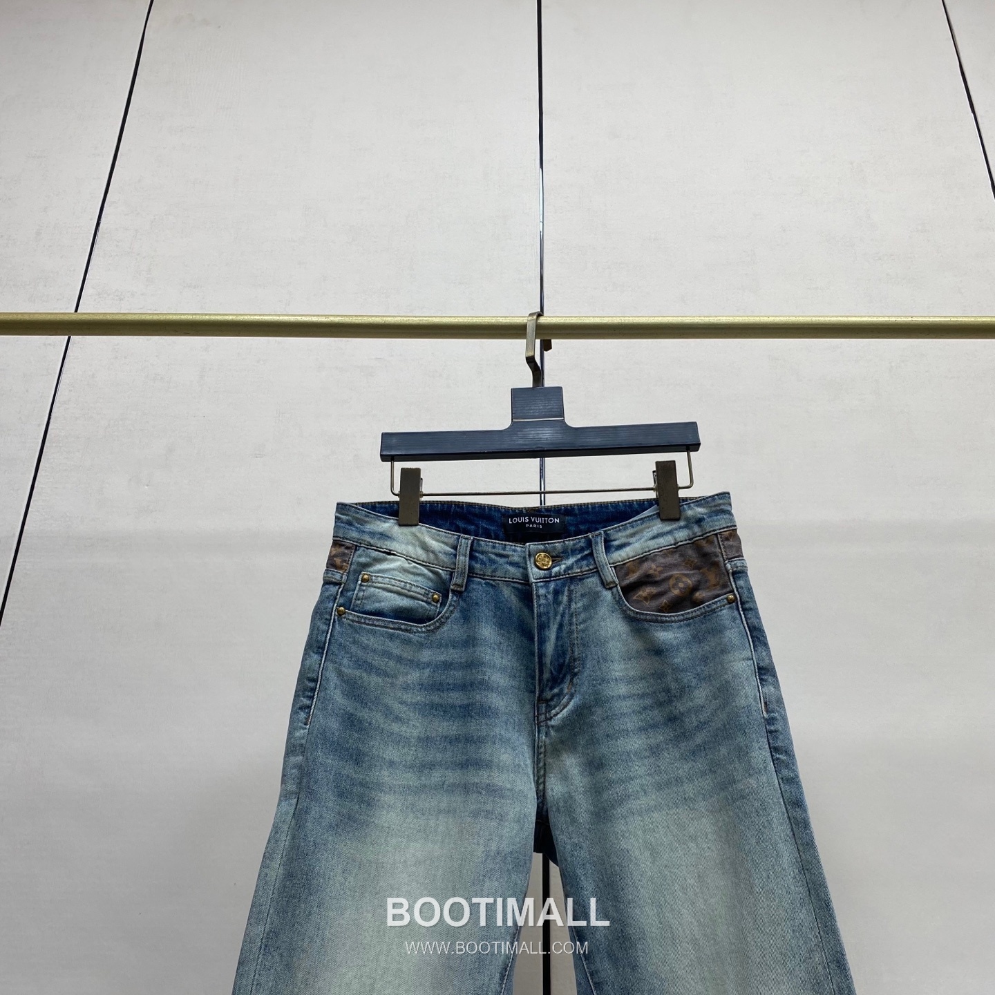 Louis Vuitton 2026 S/S Denim Straight Jeans Pants with Washed Finish 루이비통 2026SS 데님 블루 스트레이트 워싱 진 8