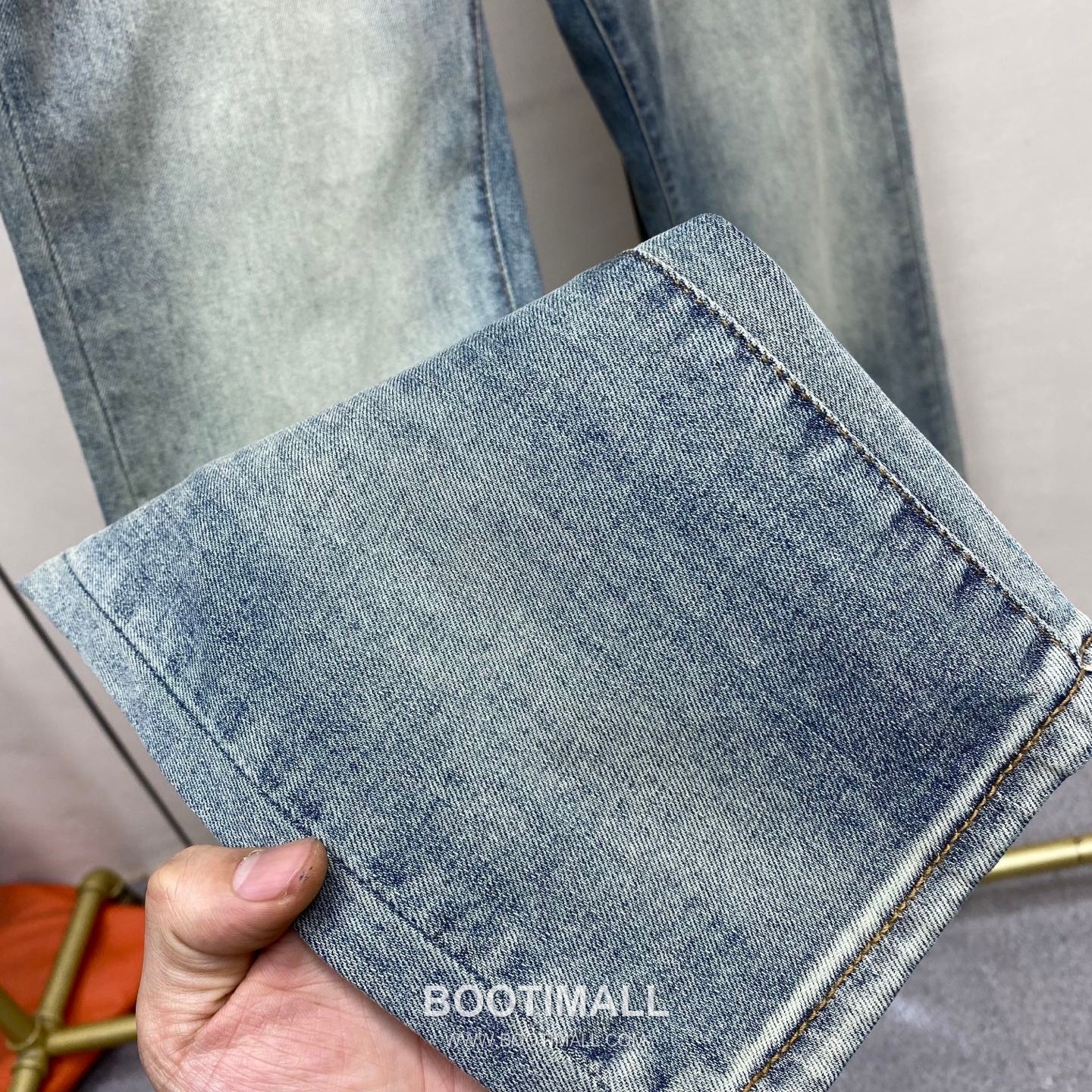 Louis Vuitton 2026 S/S Denim Straight Jeans Pants with Washed Finish 루이비통 2026SS 데님 블루 스트레이트 워싱 진 9