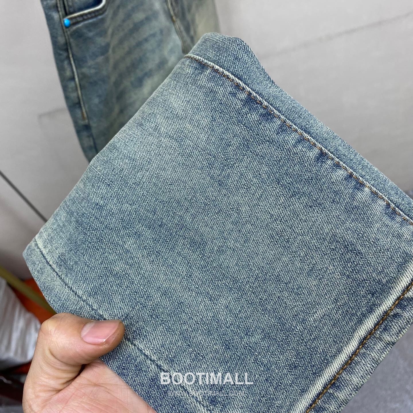 Louis Vuitton 2026 S/S Denim Straight Jeans Pants with Washed Finish 루이비통 2026SS 데님 블루 스트레이트 워싱 진 9