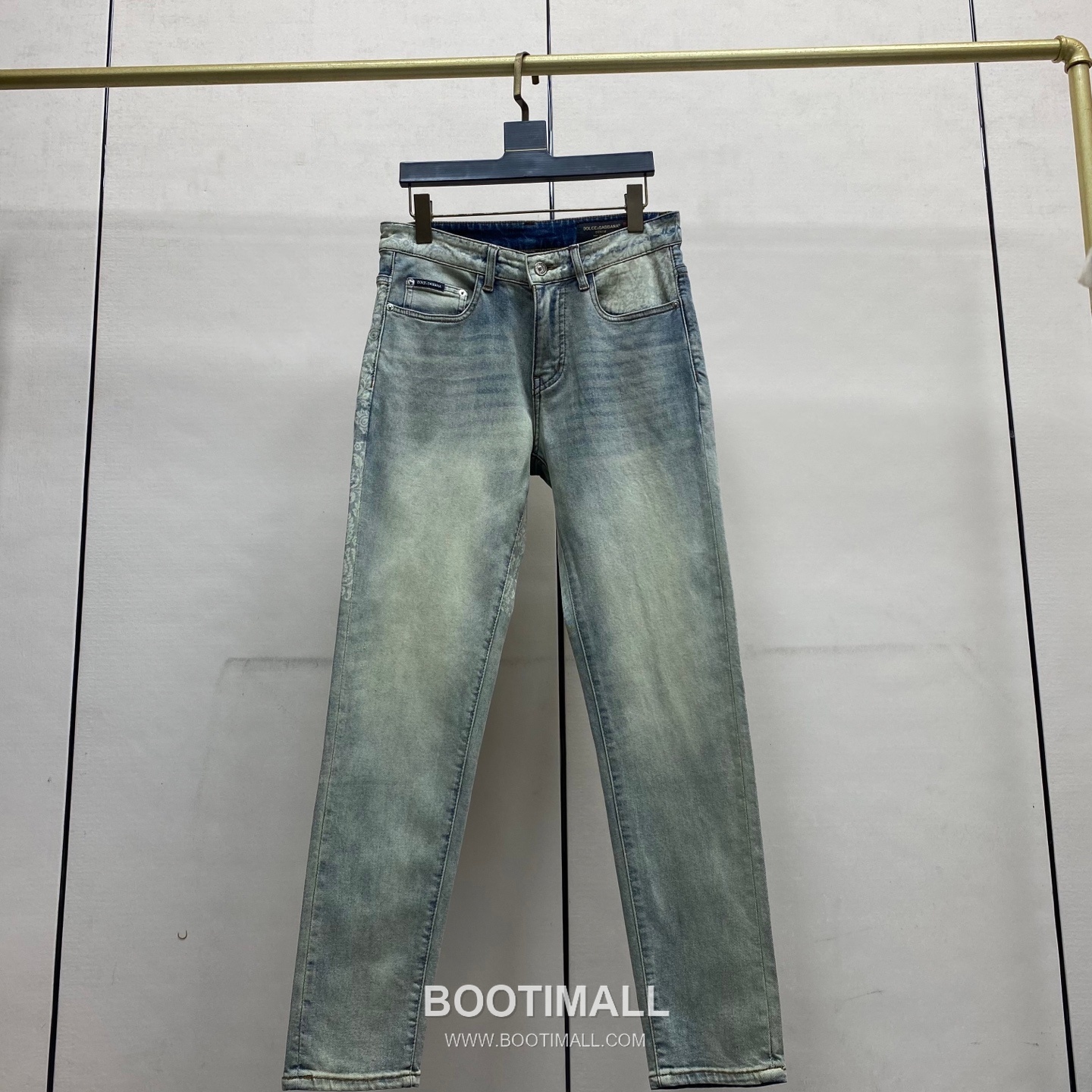 Dolce & Gabbana 2026 S/S Cotton Denim Straight Jeans 돌체앤가바나 2026SS 코튼 데님 스트레이트 워싱 진 팬츠 4