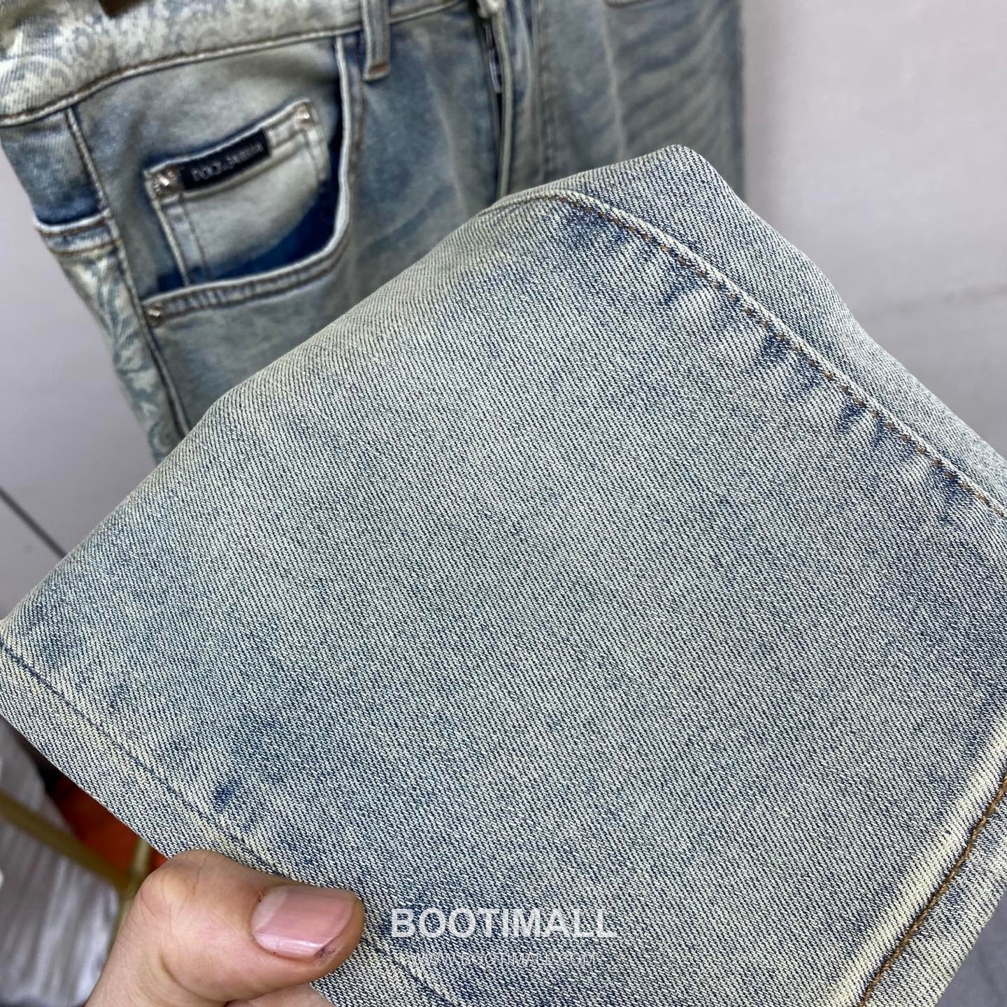 Dolce & Gabbana 2026 S/S Cotton Denim Straight Jeans 돌체앤가바나 2026SS 코튼 데님 스트레이트 워싱 진 팬츠 9