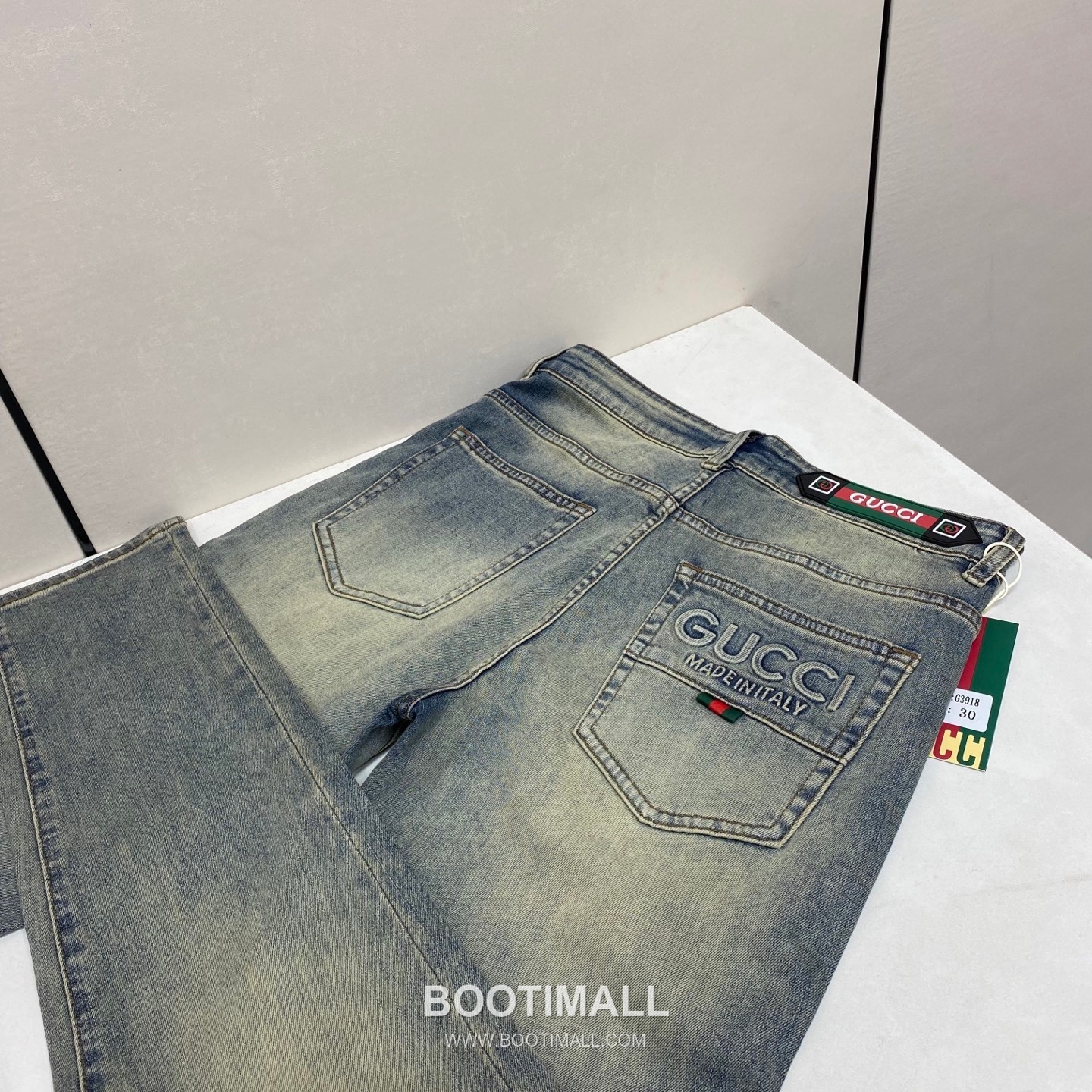 Gucci 2026 S/S Cotton Denim Straight Jeans 구찌 2026SS 코튼 데님 스트레이트 워싱 진 팬츠 2