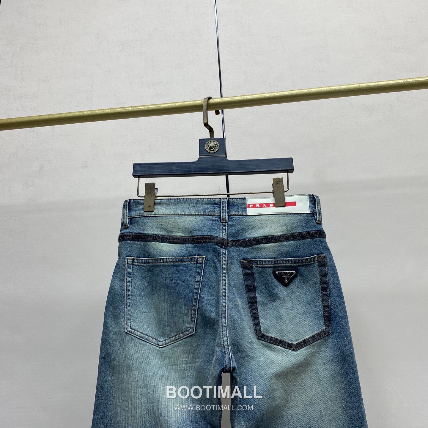 Prada 2026 S/S Cotton Denim Straight Jeans 프라다 2026SS 코튼 데님 스트레이트 워싱 진 팬츠 6