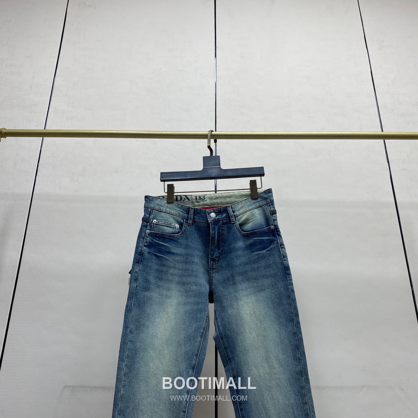 Prada 2026 S/S Cotton Denim Straight Jeans 프라다 2026SS 코튼 데님 스트레이트 워싱 진 팬츠 7