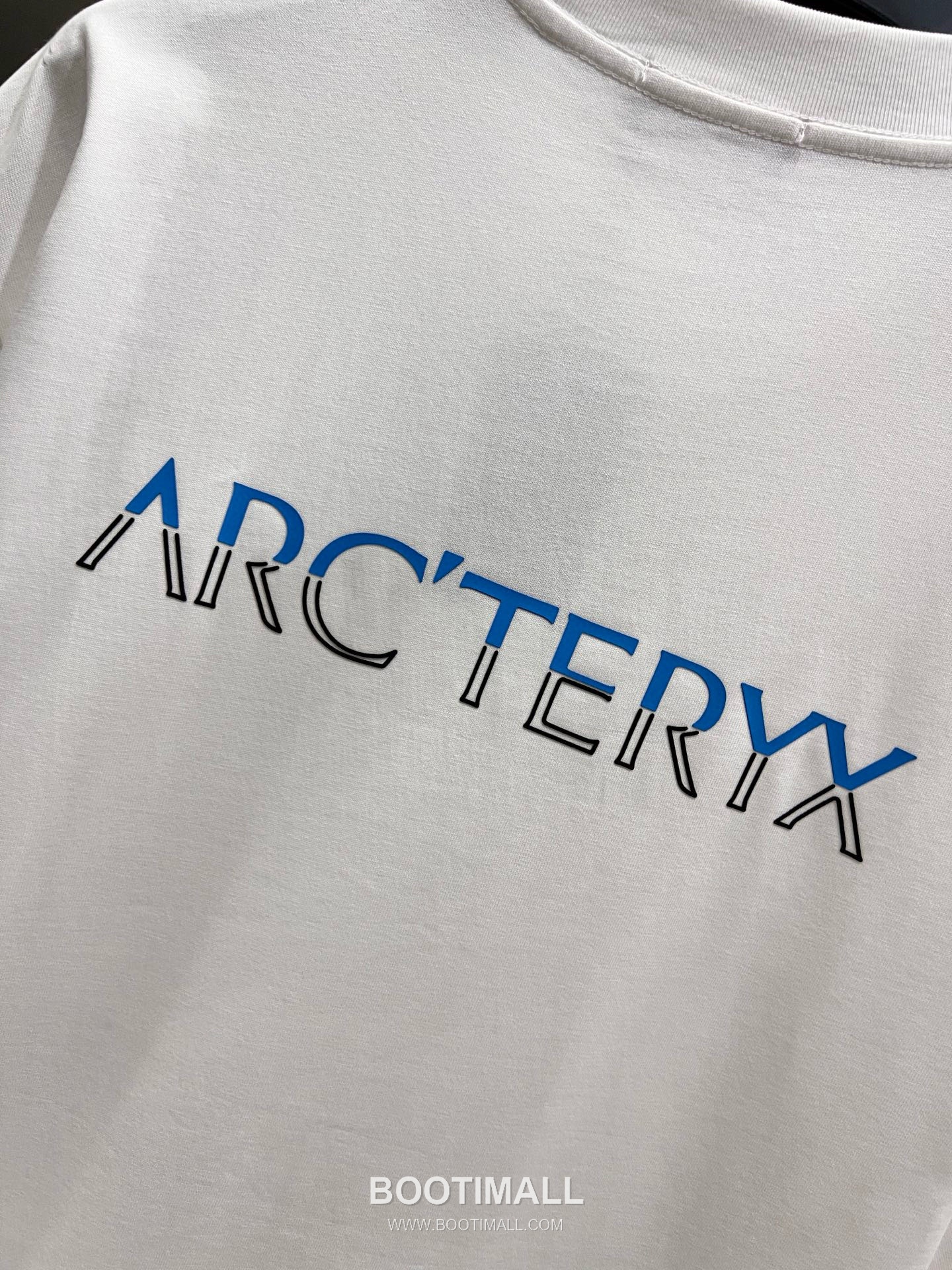 Arc'teryx 2026 S/S Cotton Short Sleeve T-Shirt with Foam Logo Print 아크테릭스 2026SS 코튼 블랙 티셔츠 발포 로고 프린트 5